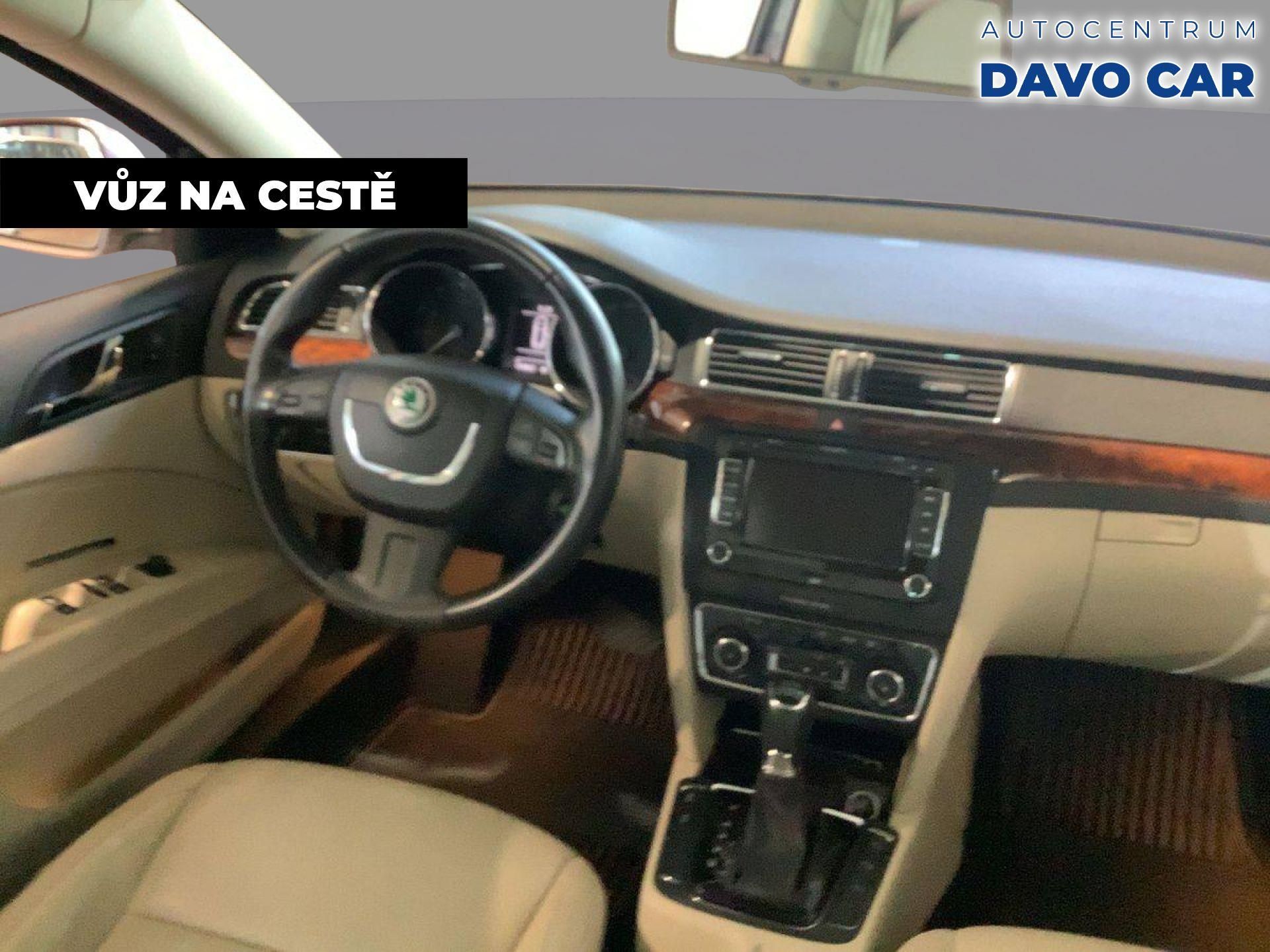 Škoda Superb, 2,0 - fotka 5