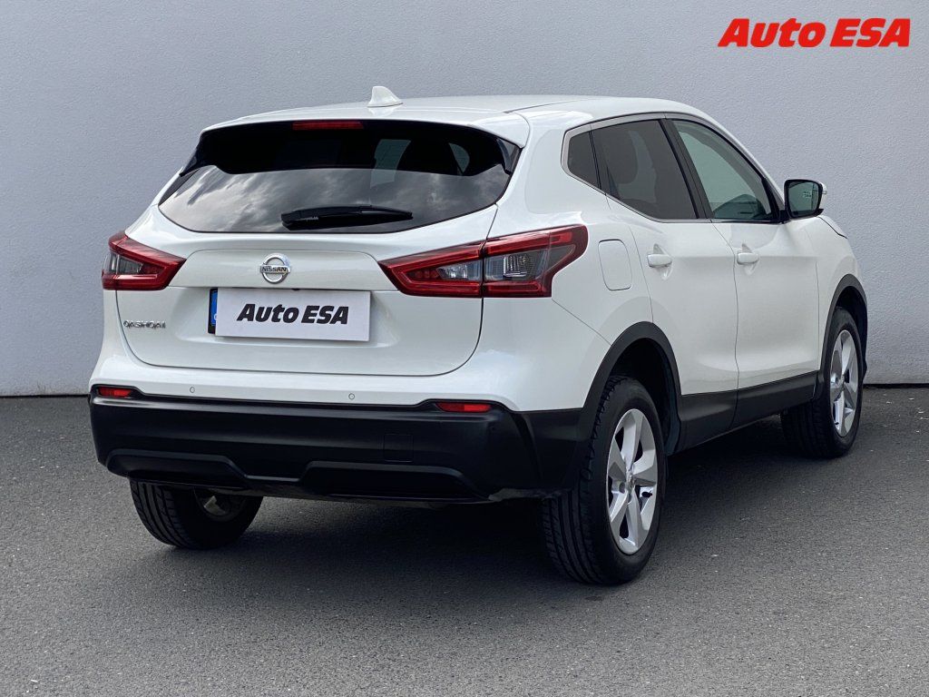 Nissan Qashqai, 1.2,ČR - fotka 4