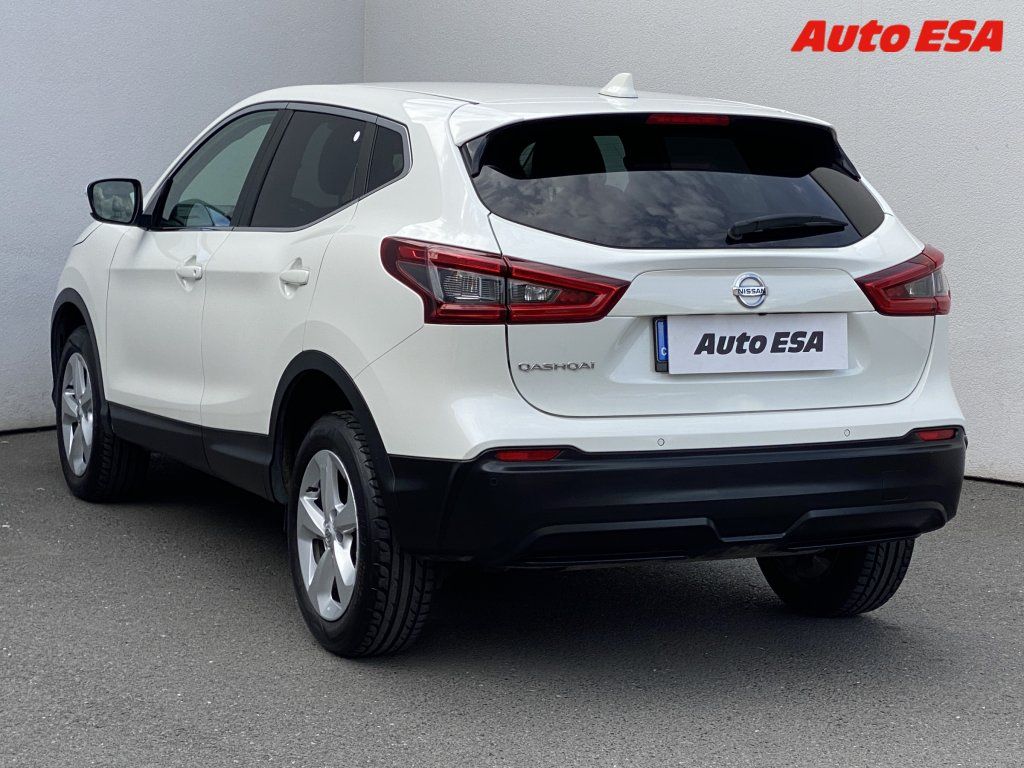 Nissan Qashqai, 1.2,ČR - fotka 6