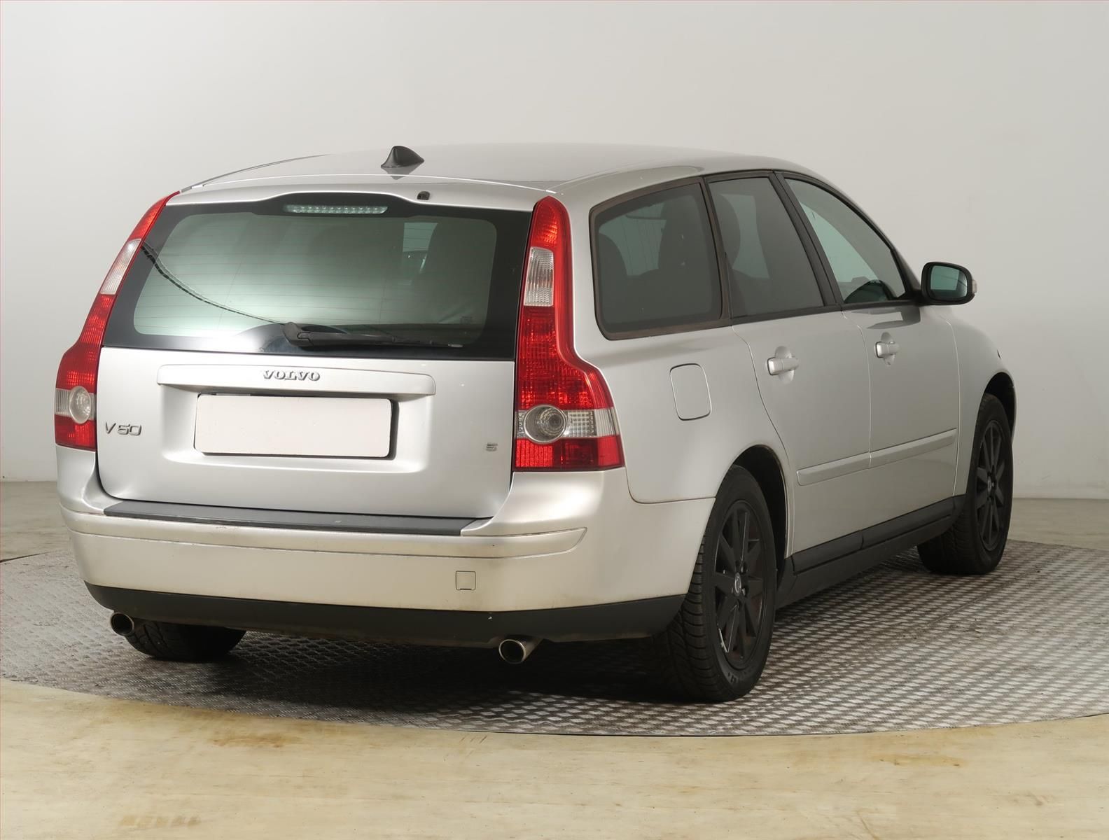 Volvo V50, D5, Automat, Automatická klima - fotka 5