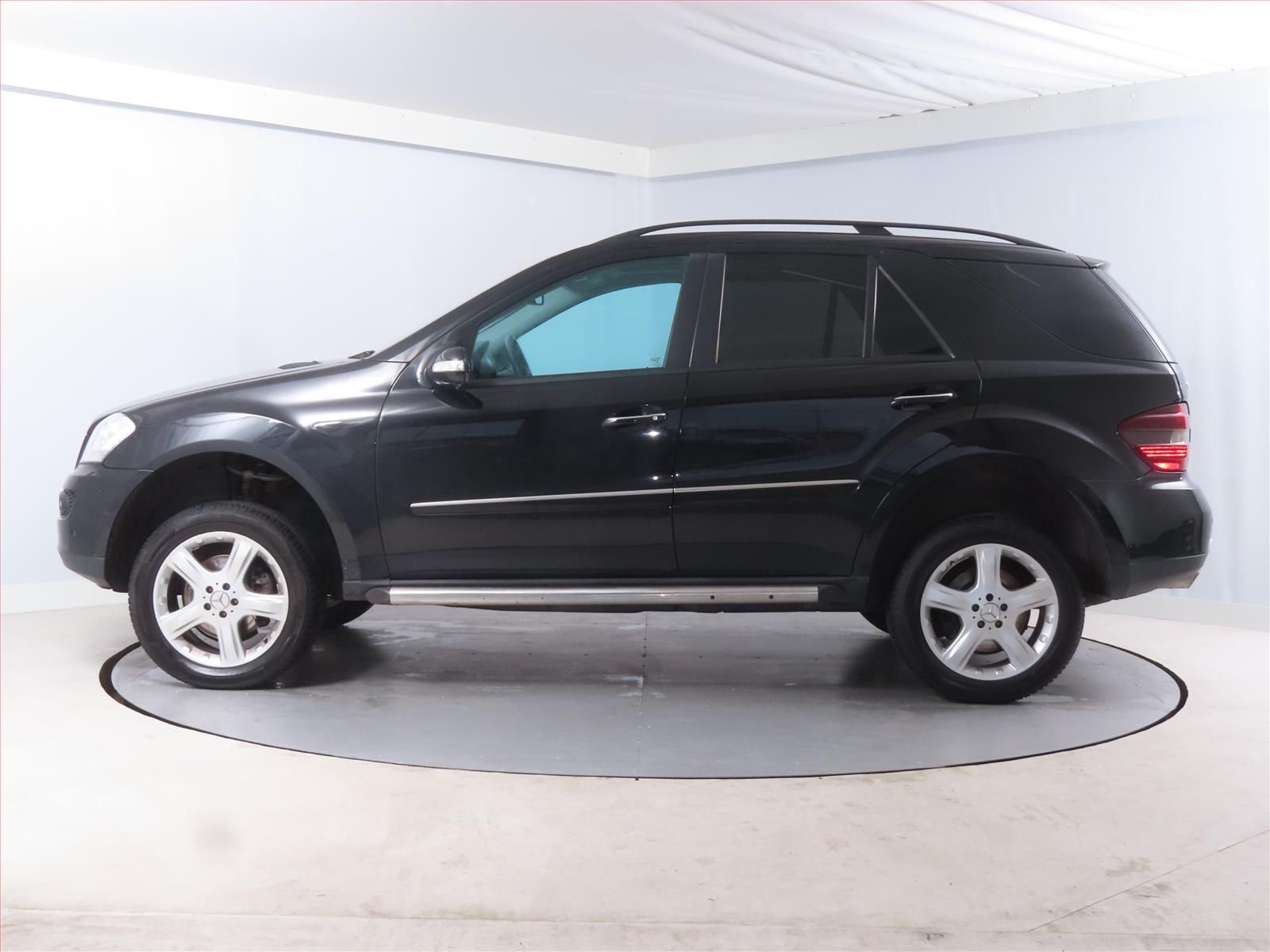 Mercedes-Benz Třídy M, ML 320 CDI , 4X4, Automat - fotka 3