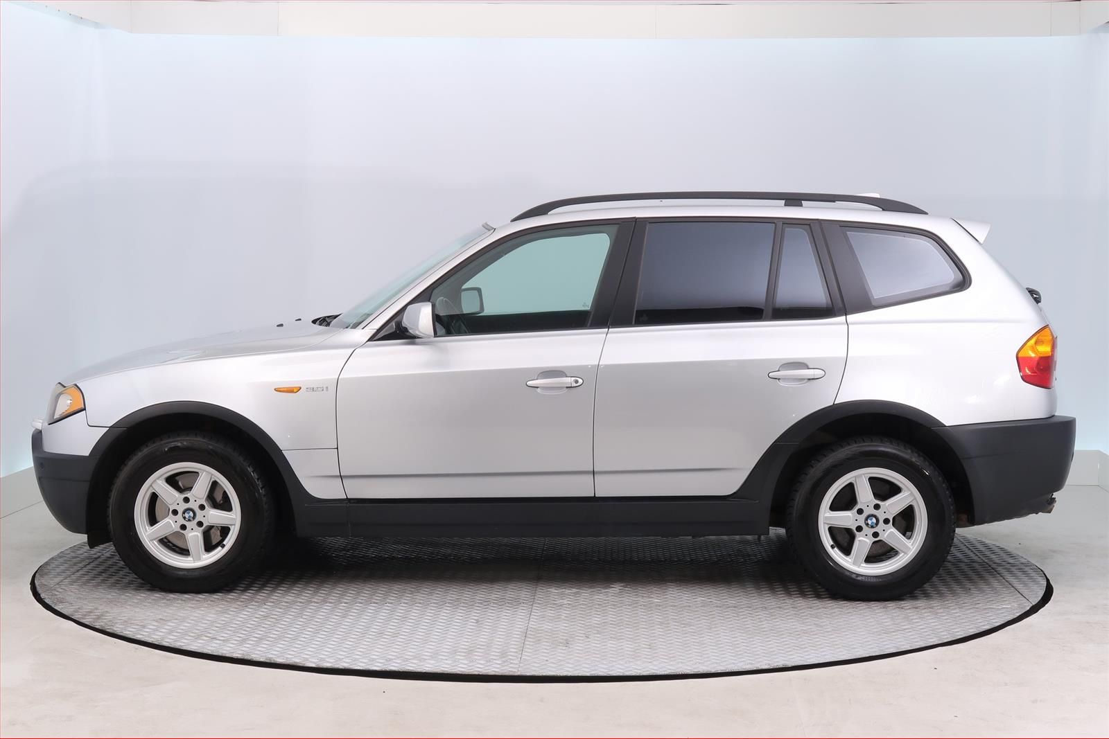 BMW X3, 3.0i, 4X4, Kožené sedačky - fotka 3