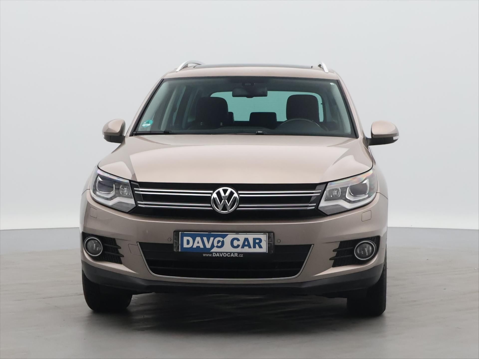 Volkswagen Tiguan, 1,4 TSI 90kW Sport&Style 1.Maj - fotka 2
