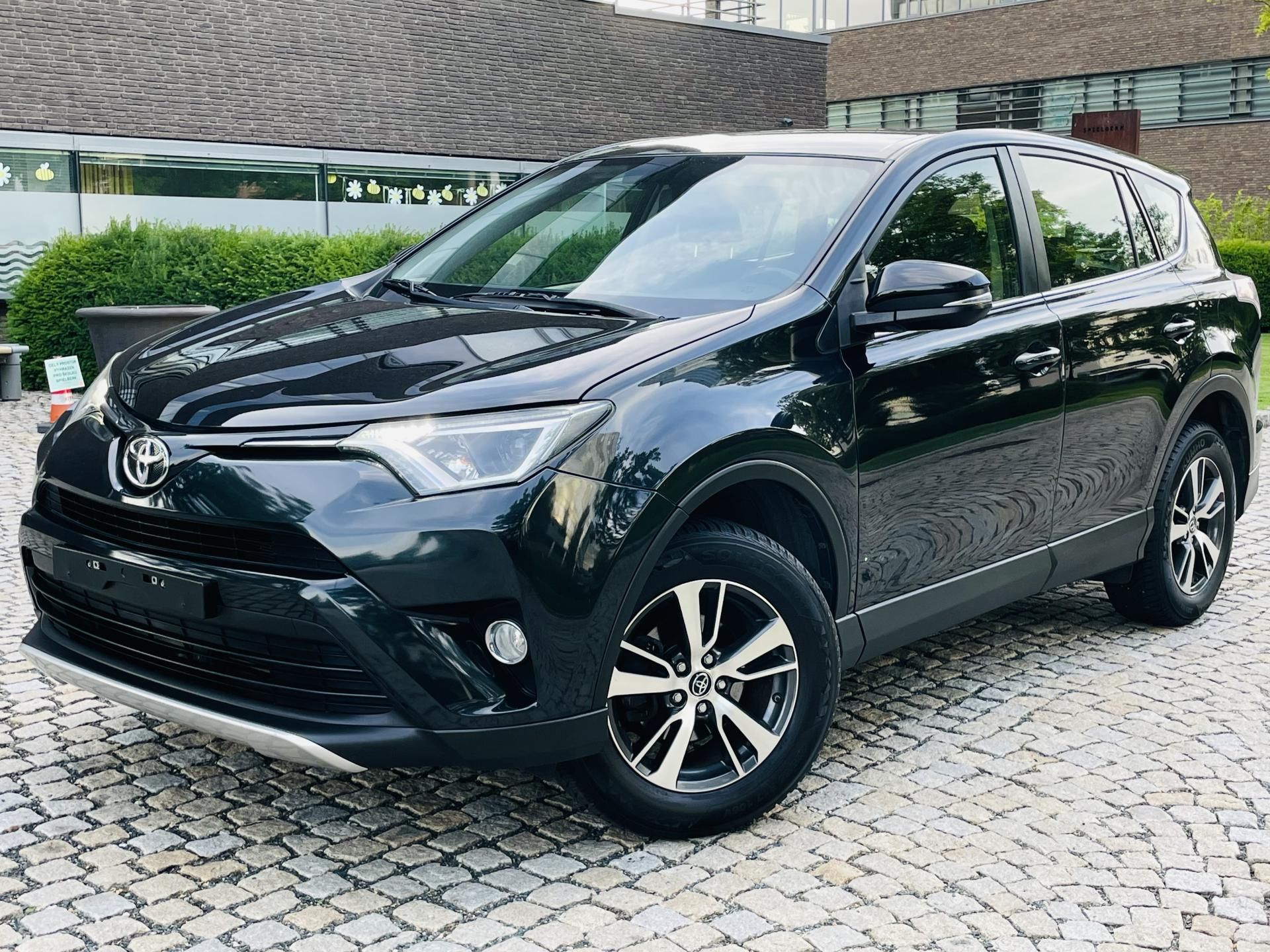 Toyota Rav4, 2.0D 1.MAJITEL KAMERA TAŽNÉ - fotka 2