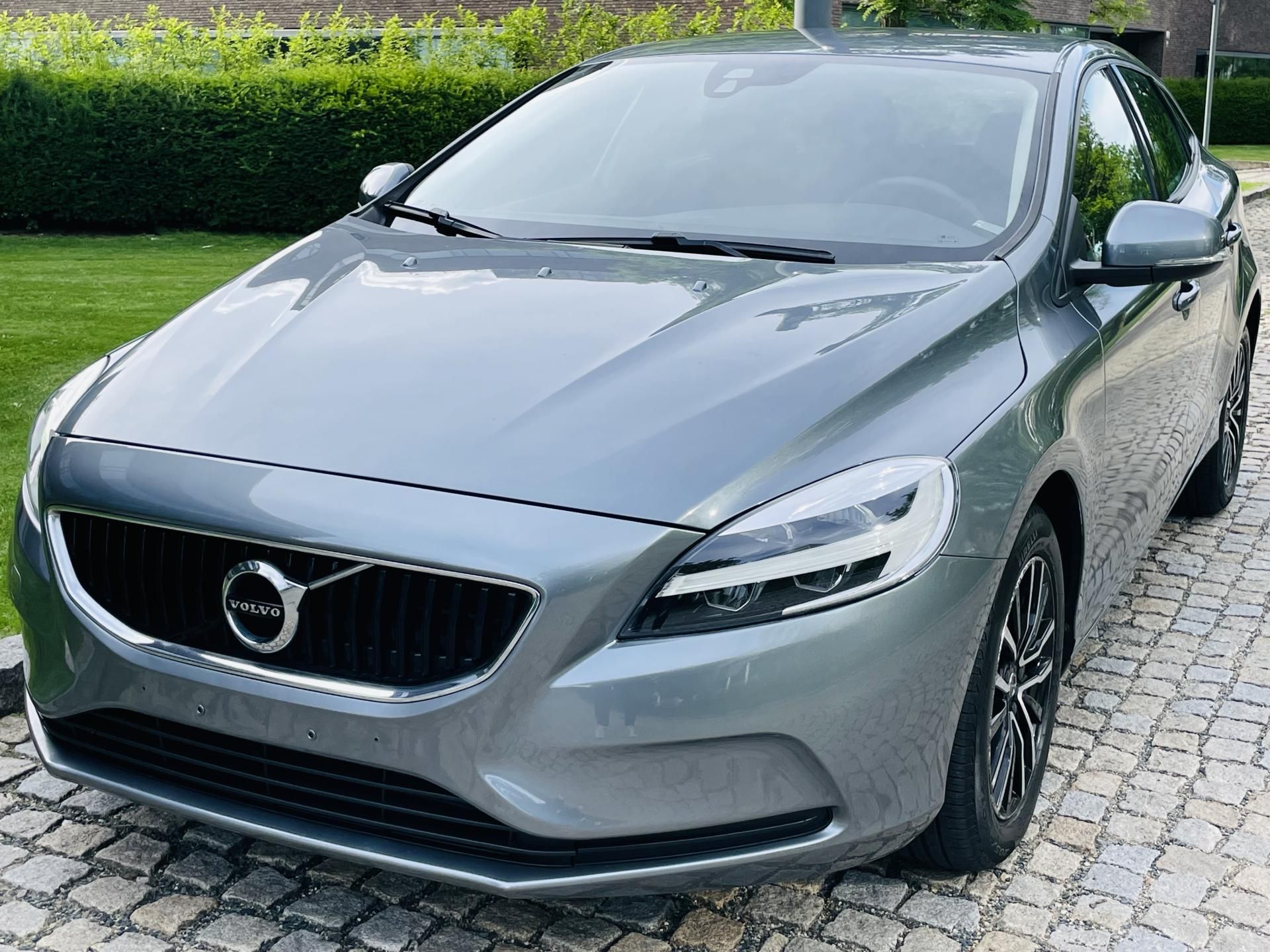 Volvo V40, 2.0i MANUÁL KAMERA SERVISKA - fotka 3