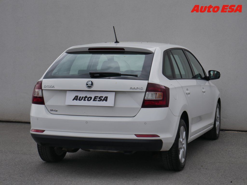 Škoda Rapid, 1.0 TSi,1.maj,Ambition - fotka 4