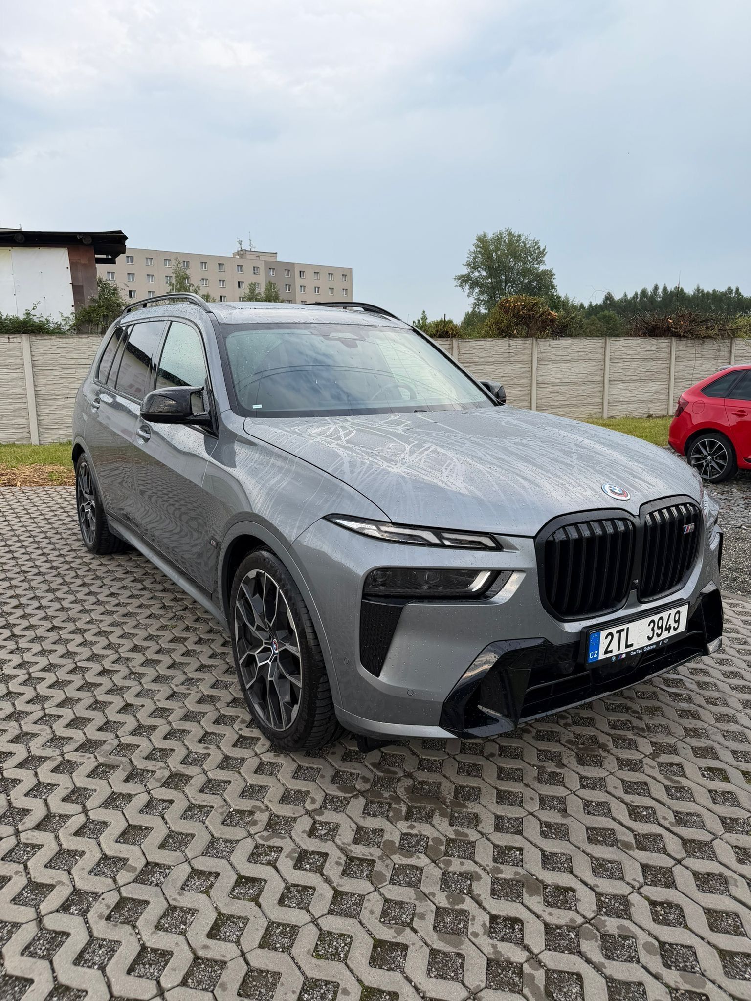 BMW X7, M60I-servisováno