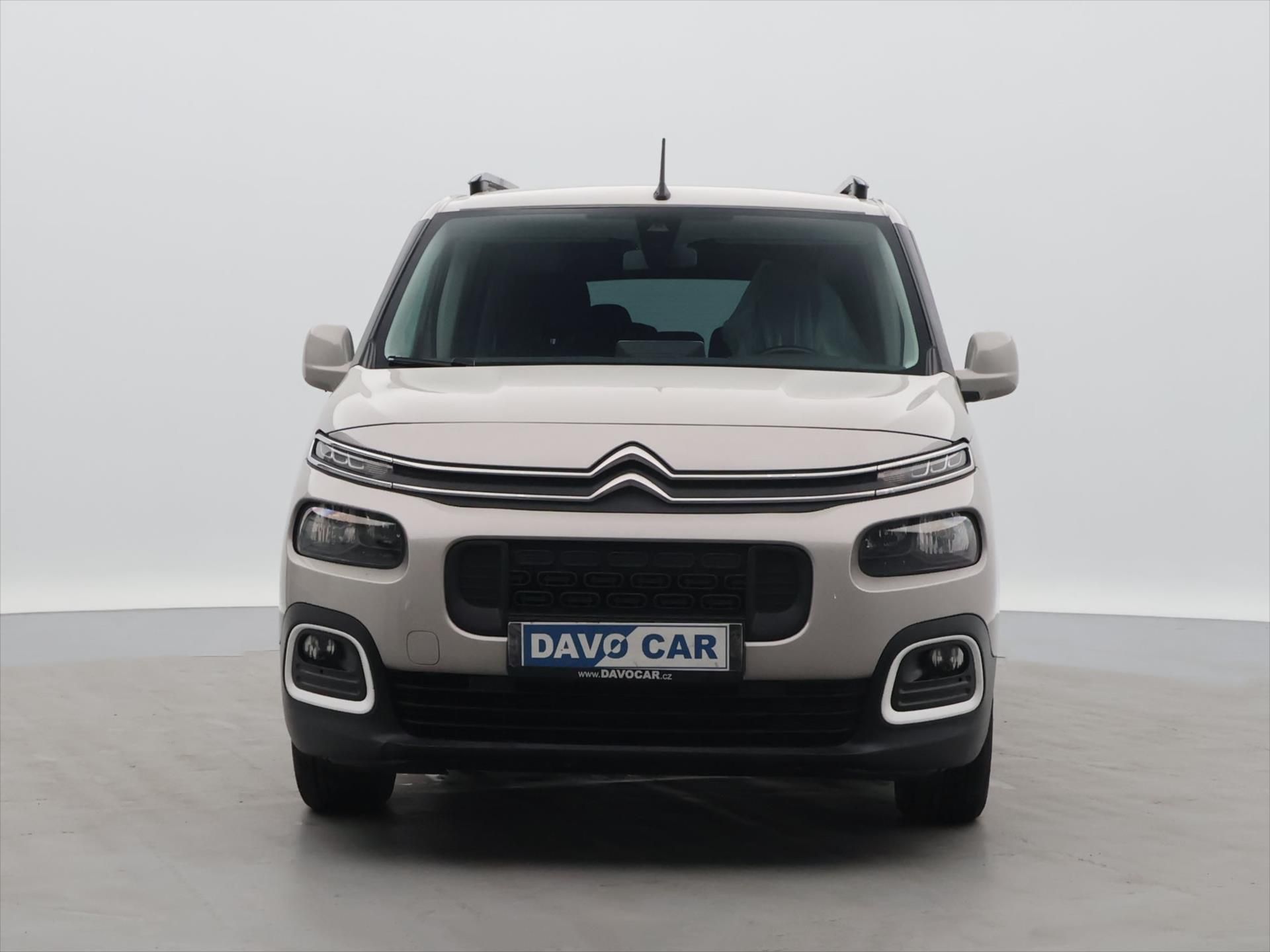 Citroën Berlingo, 1,2 PureTech 96kW Feel XL CZ - fotka 2