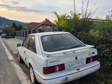 XR3i 1.6i - veterán