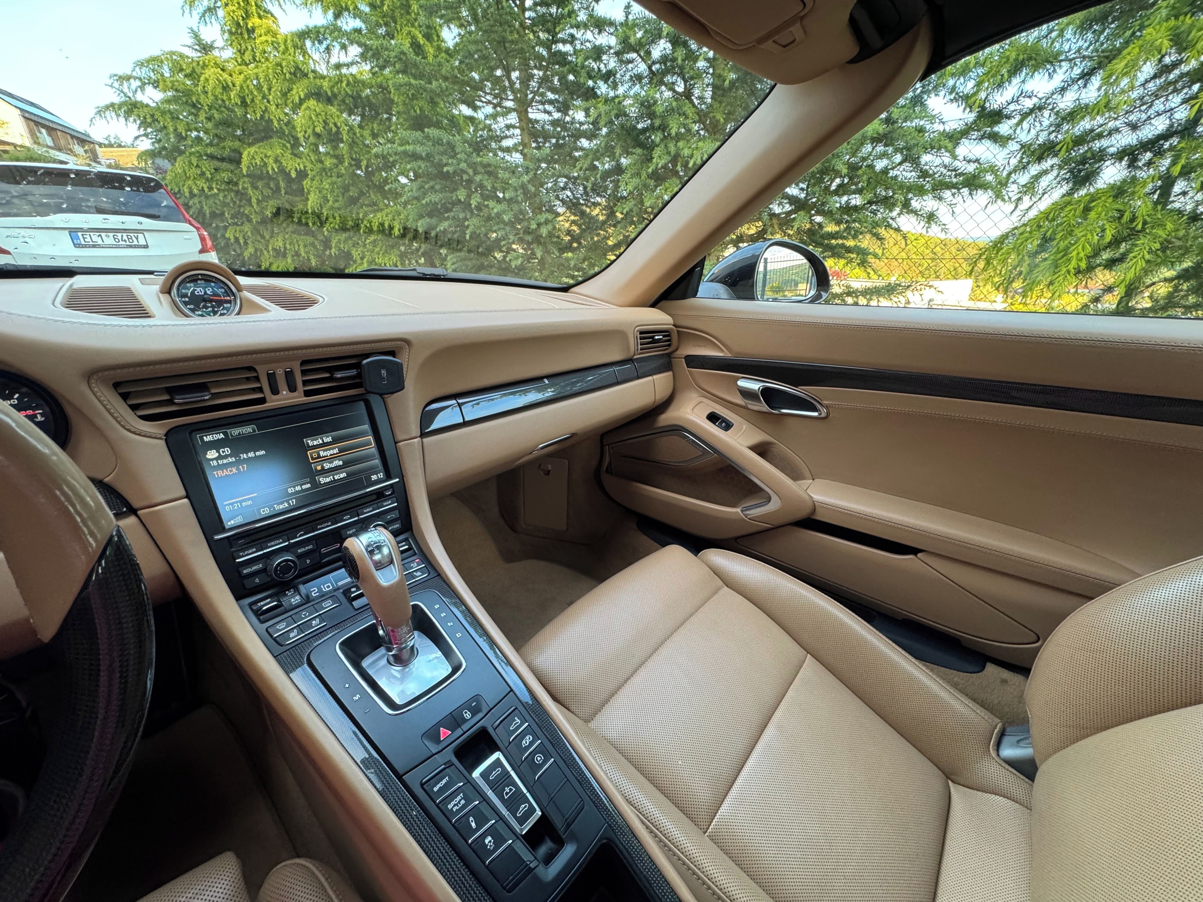 Porsche 911 - fotka 5