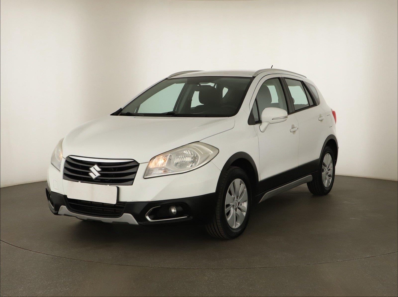 Suzuki SX4 S-Cross, 1.6 DDiS, Serv.kniha - fotka 2