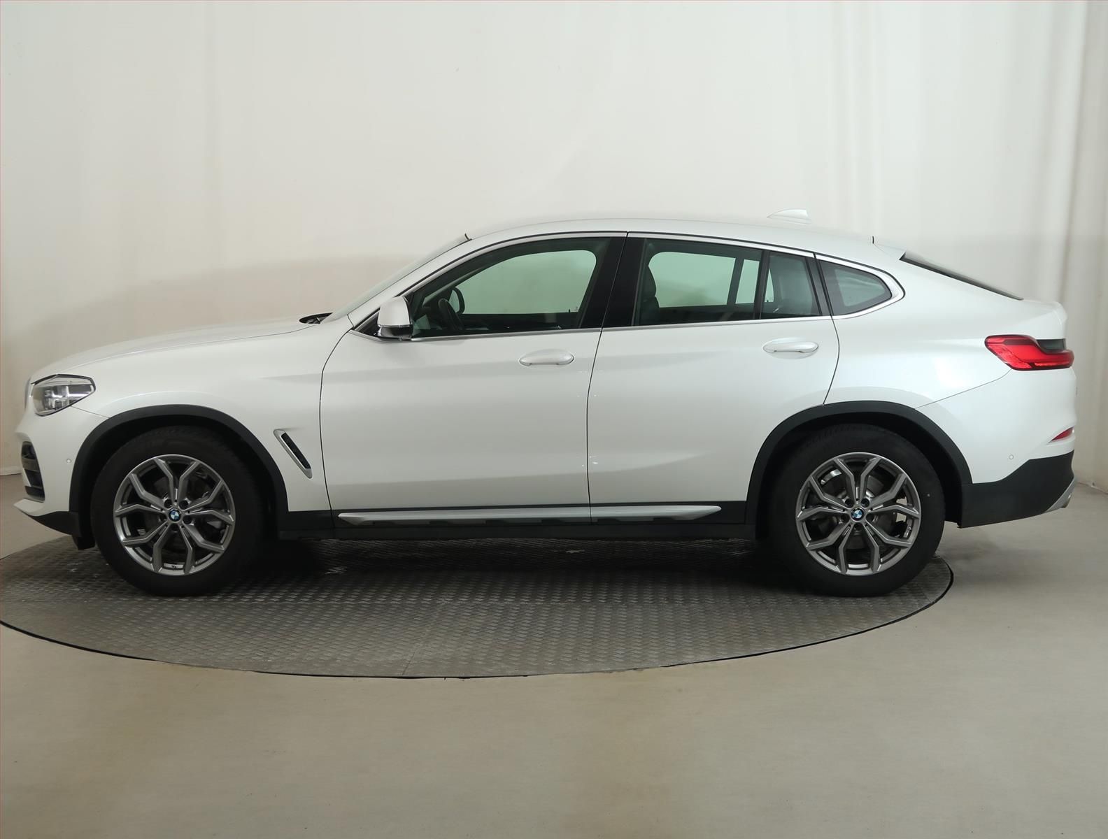 BMW X4, xDrive20d, 4X4, Automat, ČR - fotka 3