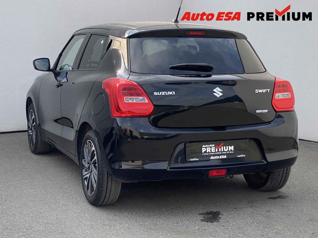 Suzuki Swift, 1.2i,LED,navi,kamera - fotka 6