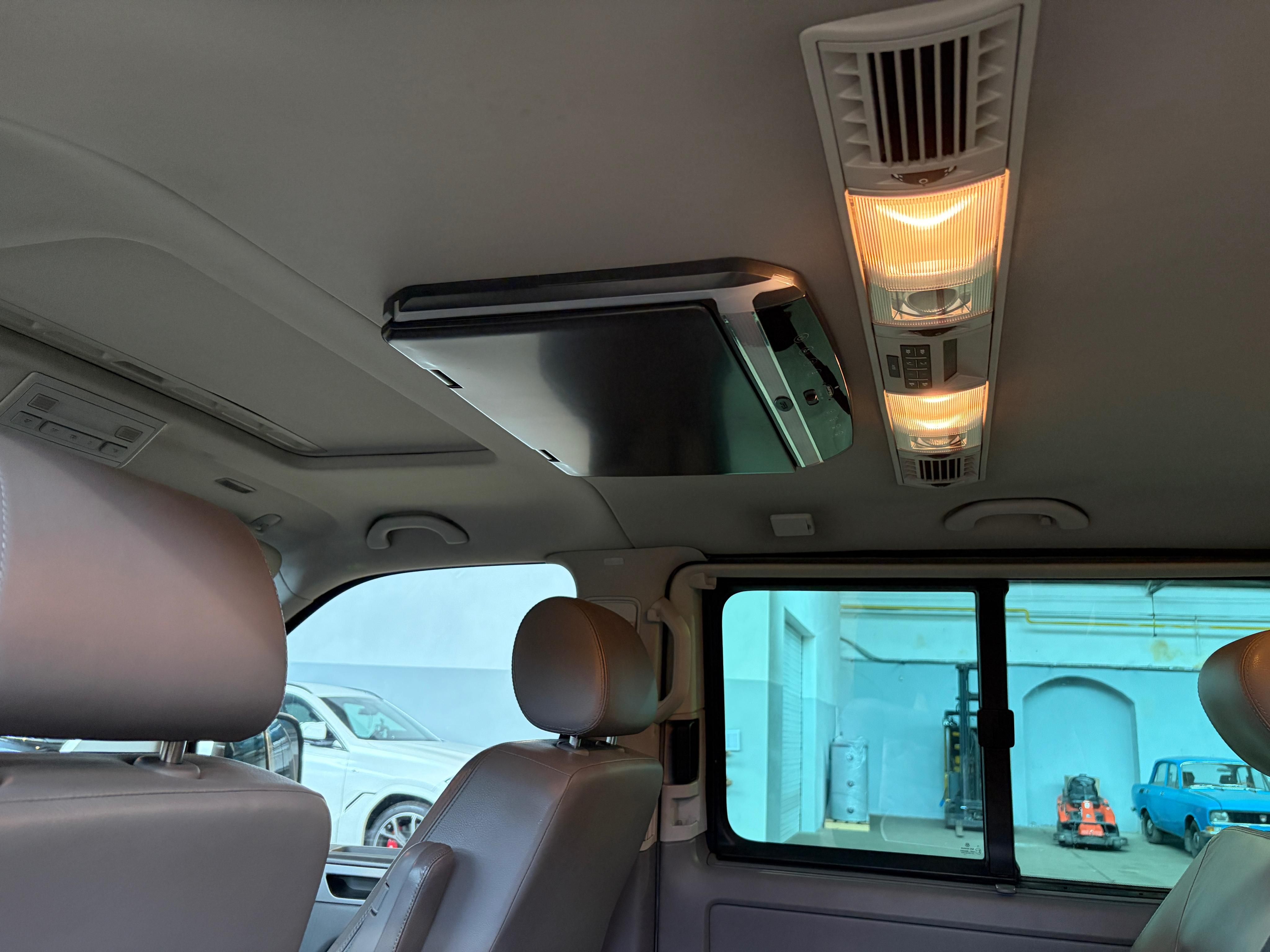Volkswagen Multivan, 2,5 TDI , 4X4, 8 Míst - fotka 6
