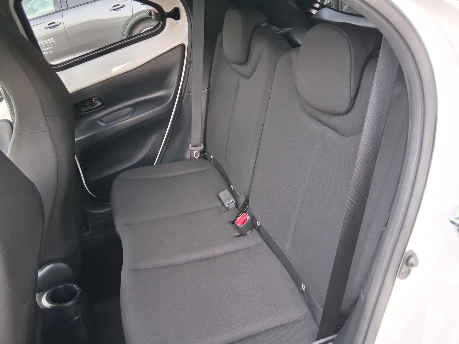 Toyota Aygo, X STYLE 1.0 VVT-i 53 kW - fotka 5