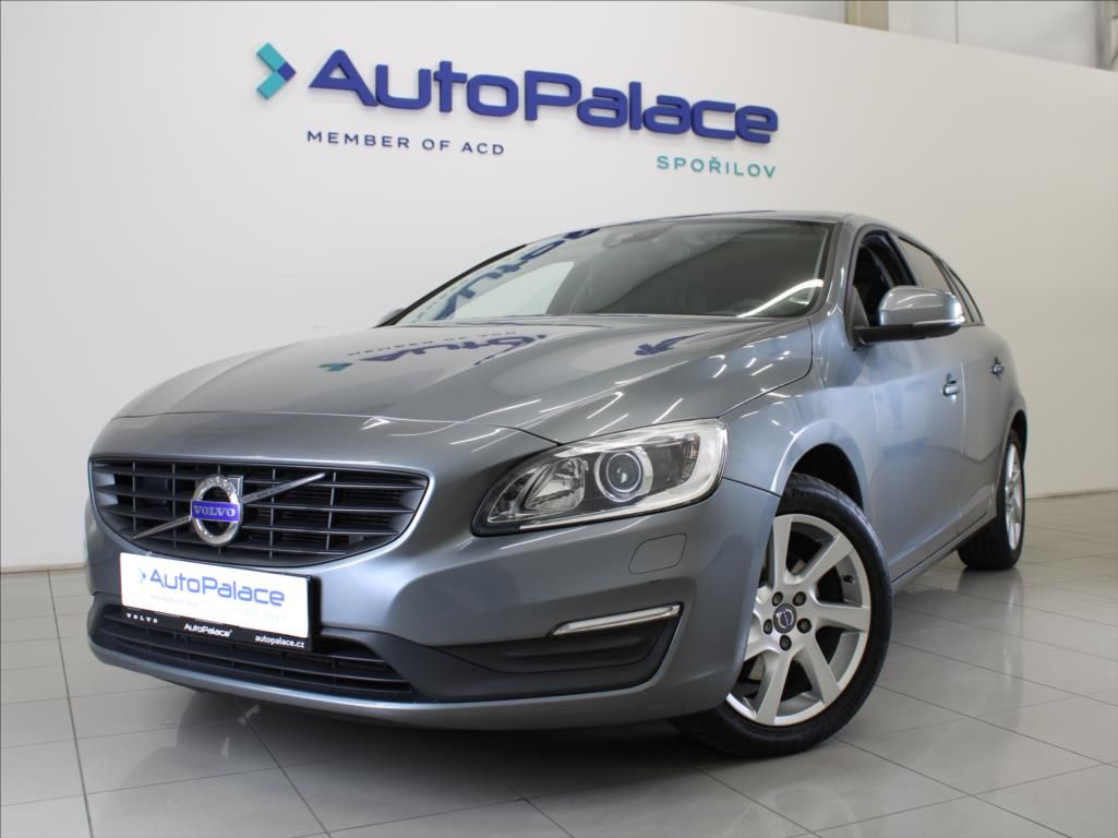 Volvo V60, 2,0 D3 110kW AT Mom.NAVI Light