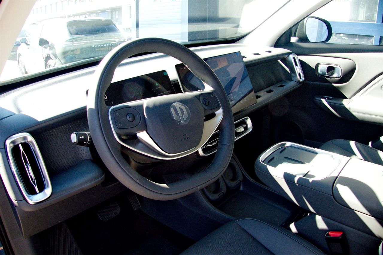 Leapmotor B10, Design Hybrid EV - fotka 4