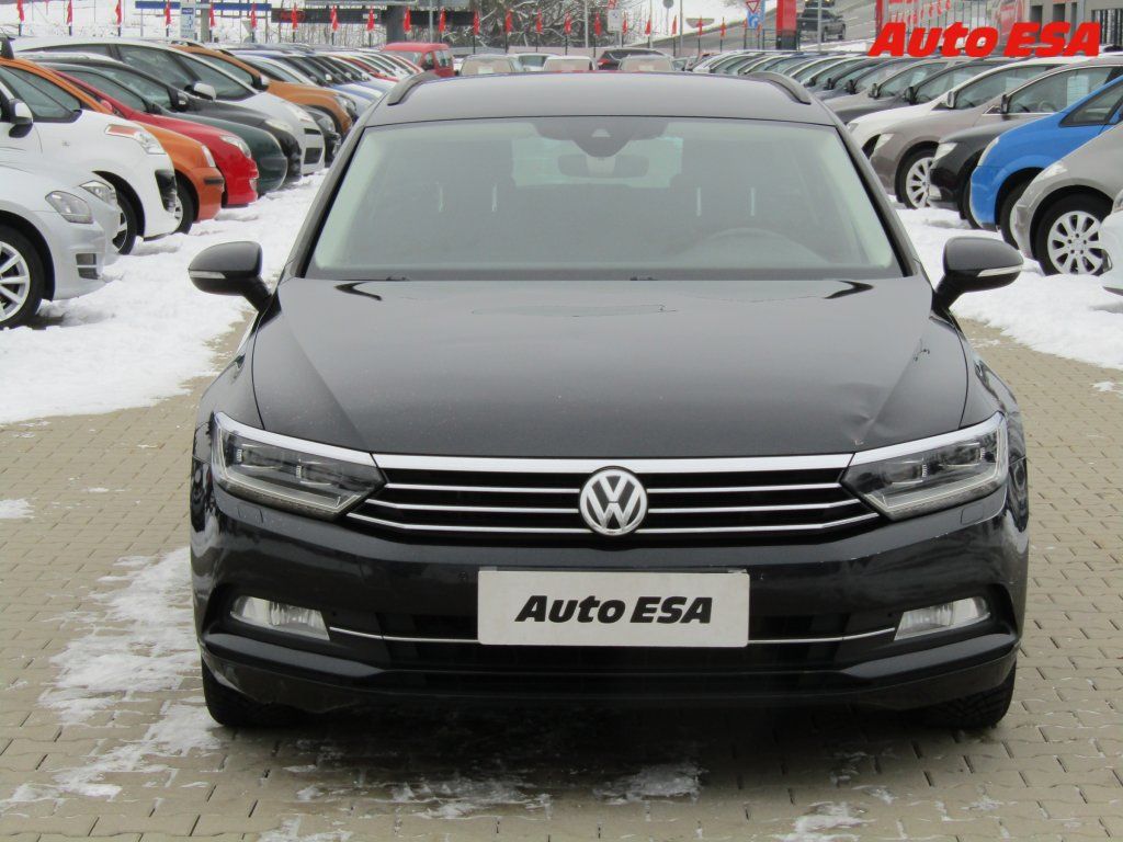 Volkswagen Passat, 2.0TDi,Comfortline,DSG,LED - fotka 2