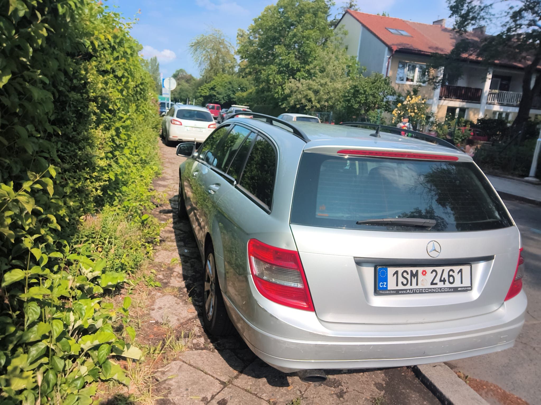 Mercedes-Benz Třídy C, 2,2 - fotka 4