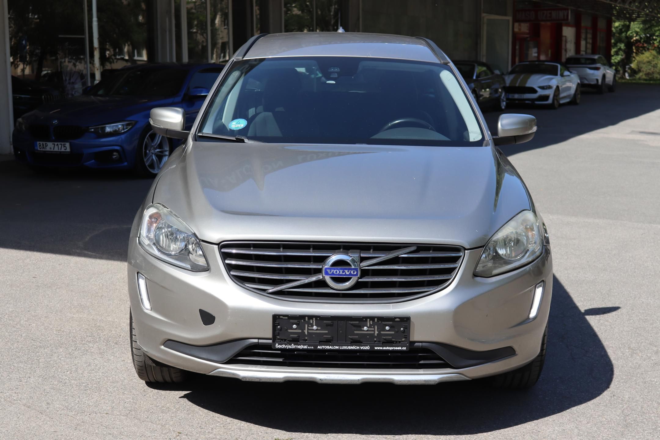 Volvo XC60, D4 2.0 133kW AT DPH - fotka 2