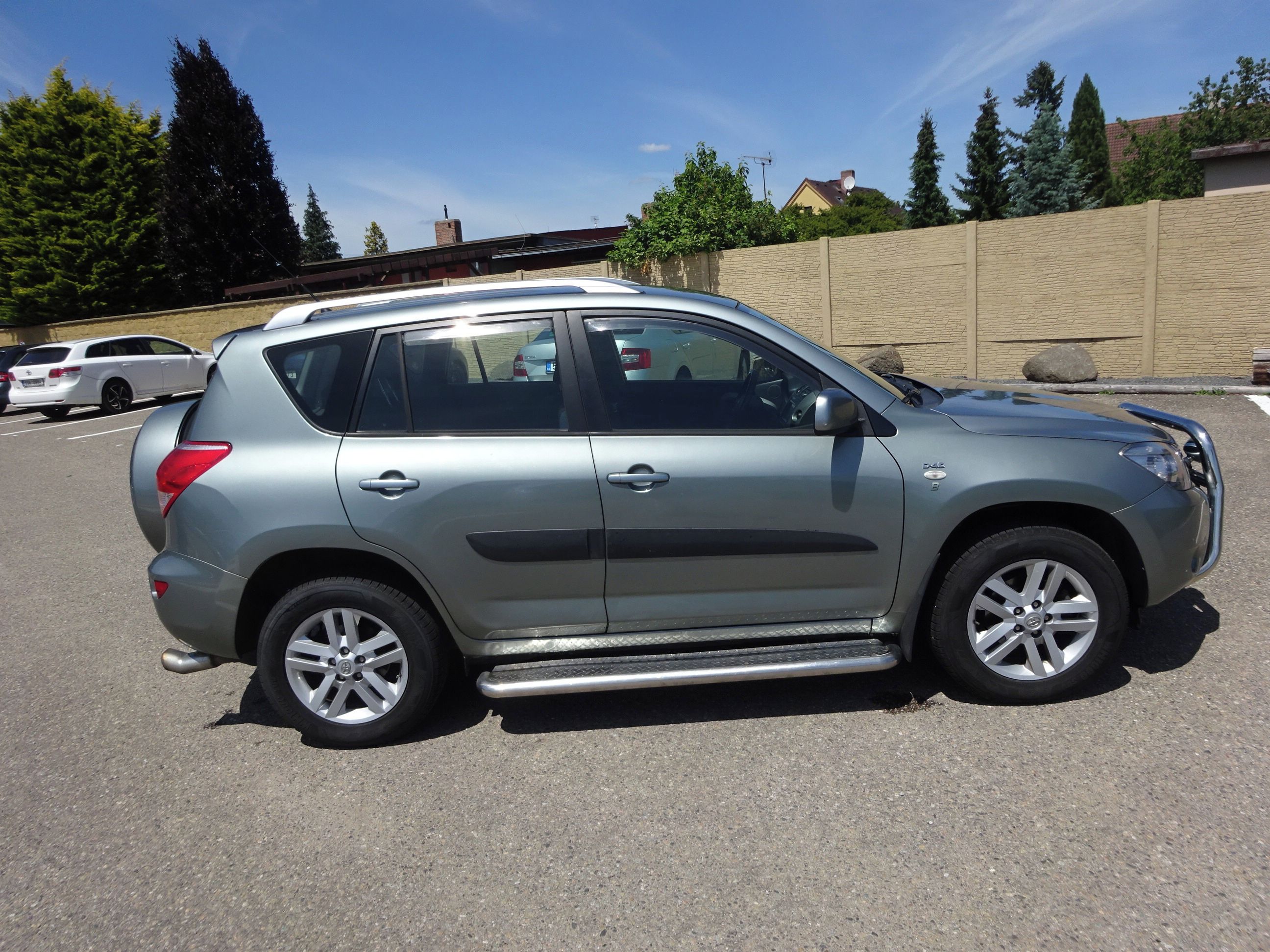 Toyota Rav4, D4-D (100 KW) 4x4 - fotka 3