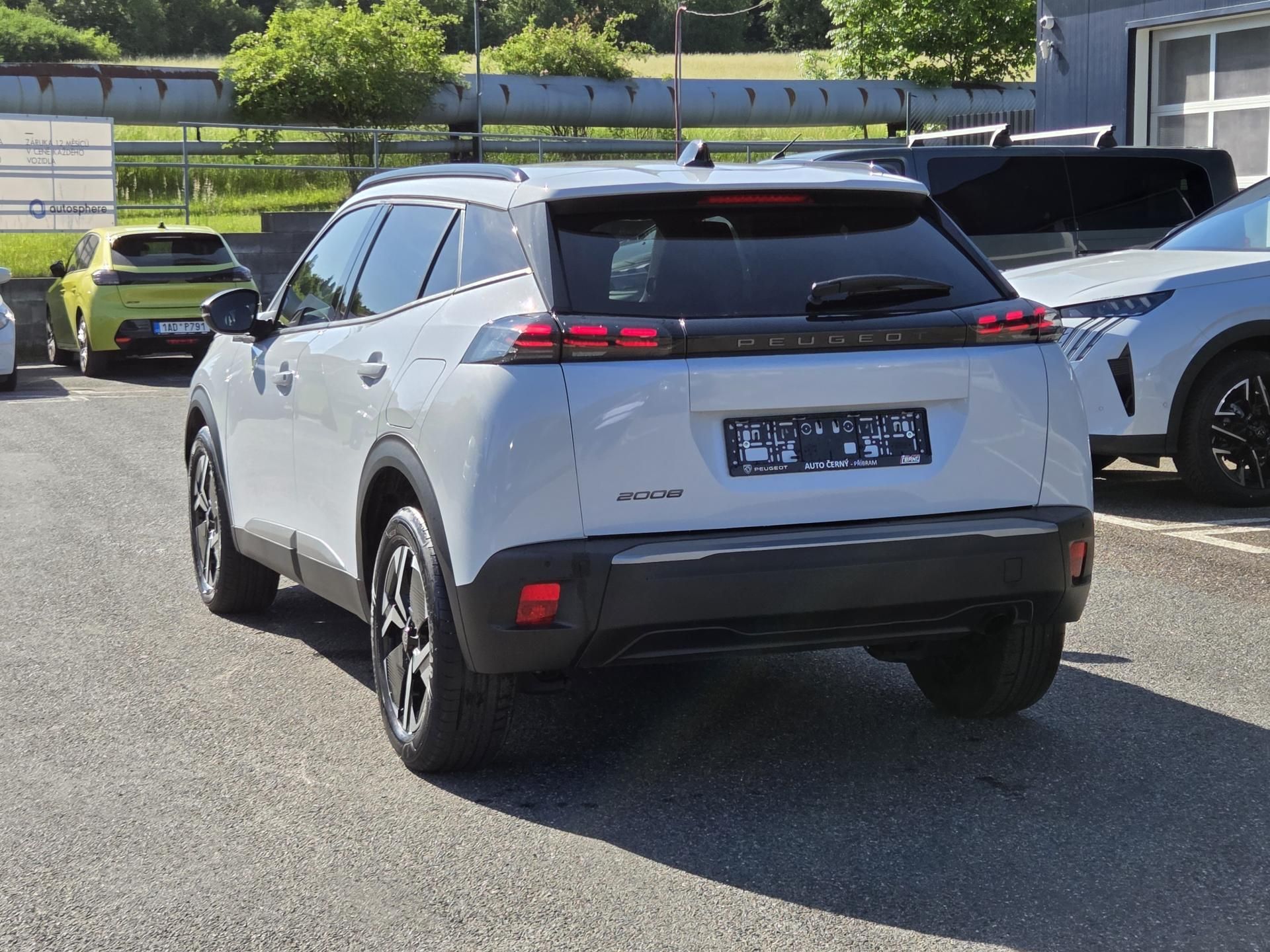 Peugeot 2008, 1.2 PT 100 ALLURE MAN6 - fotka 3