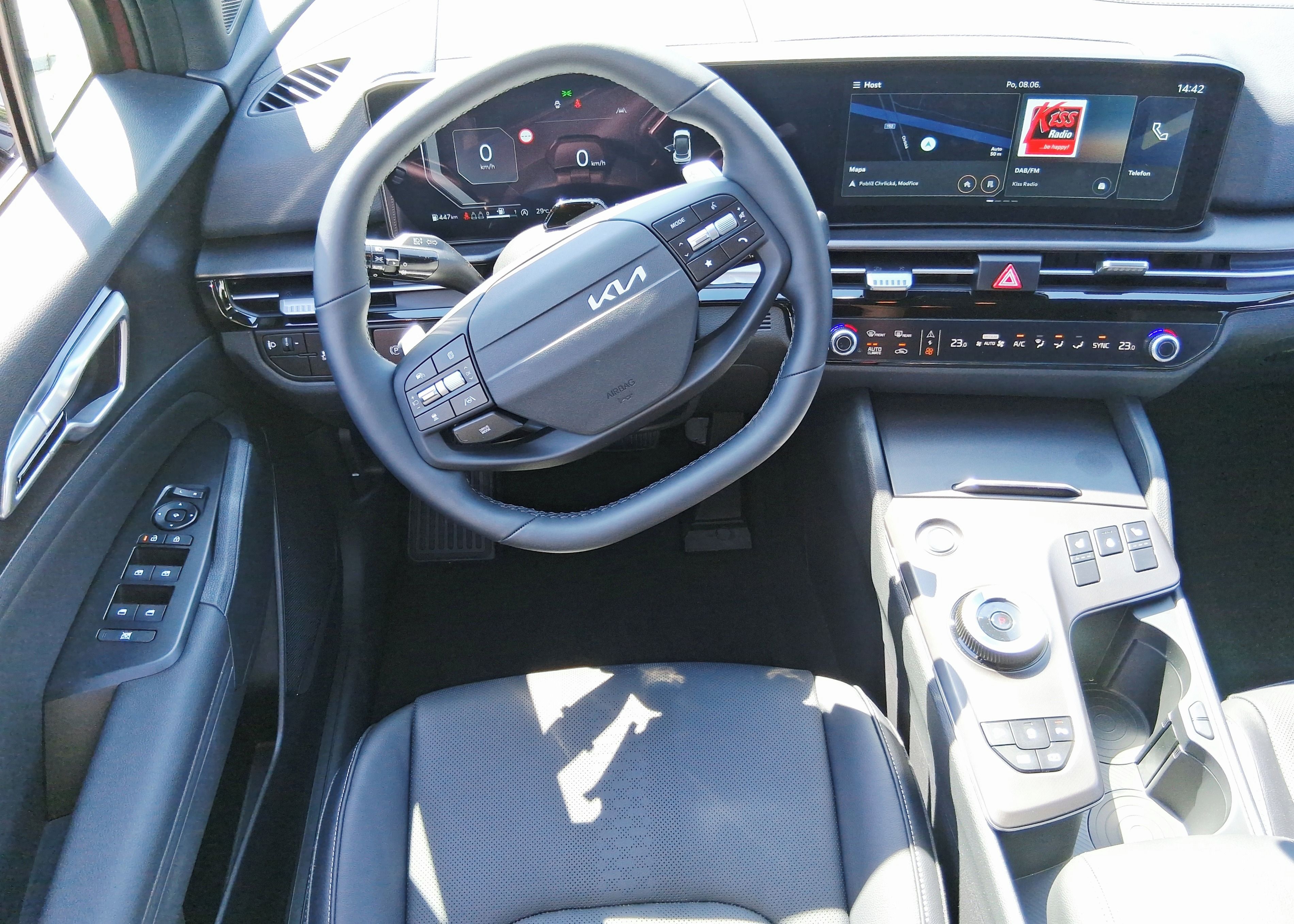 Kia Sportage, 1,6 T-GDI 7DCT BLACK EDITION - fotka 6