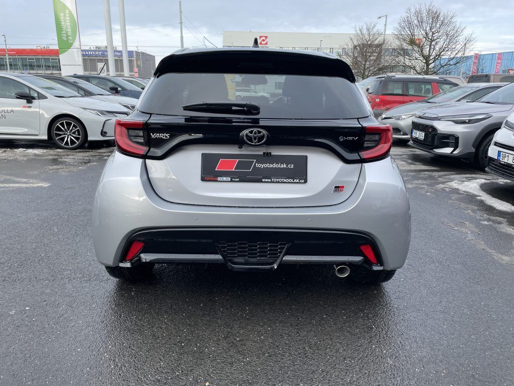 Toyota Yaris, 1.5Hybrid GR Sport ODBĚR IHNED - fotka 4