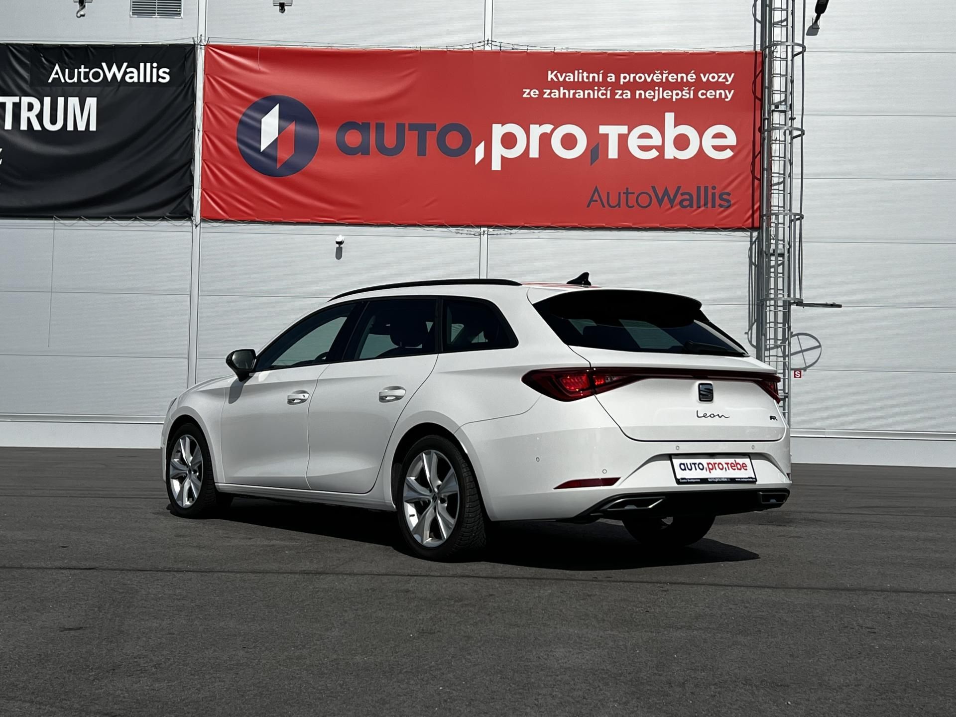 Seat Leon, 1.5TSI FR-Line LED ACC DPH - fotka 5