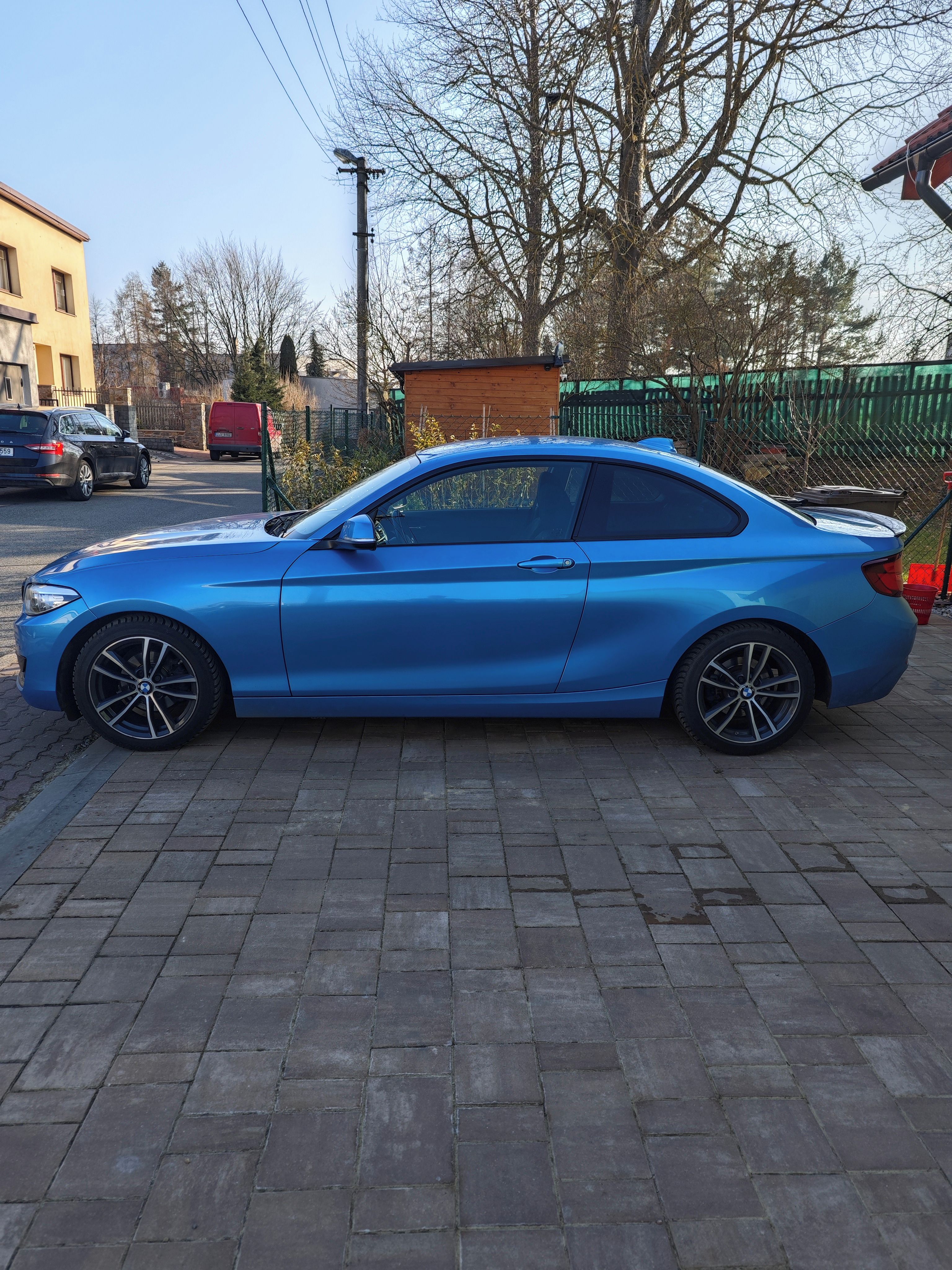 BMW Řada 2, BMW 218d coupe