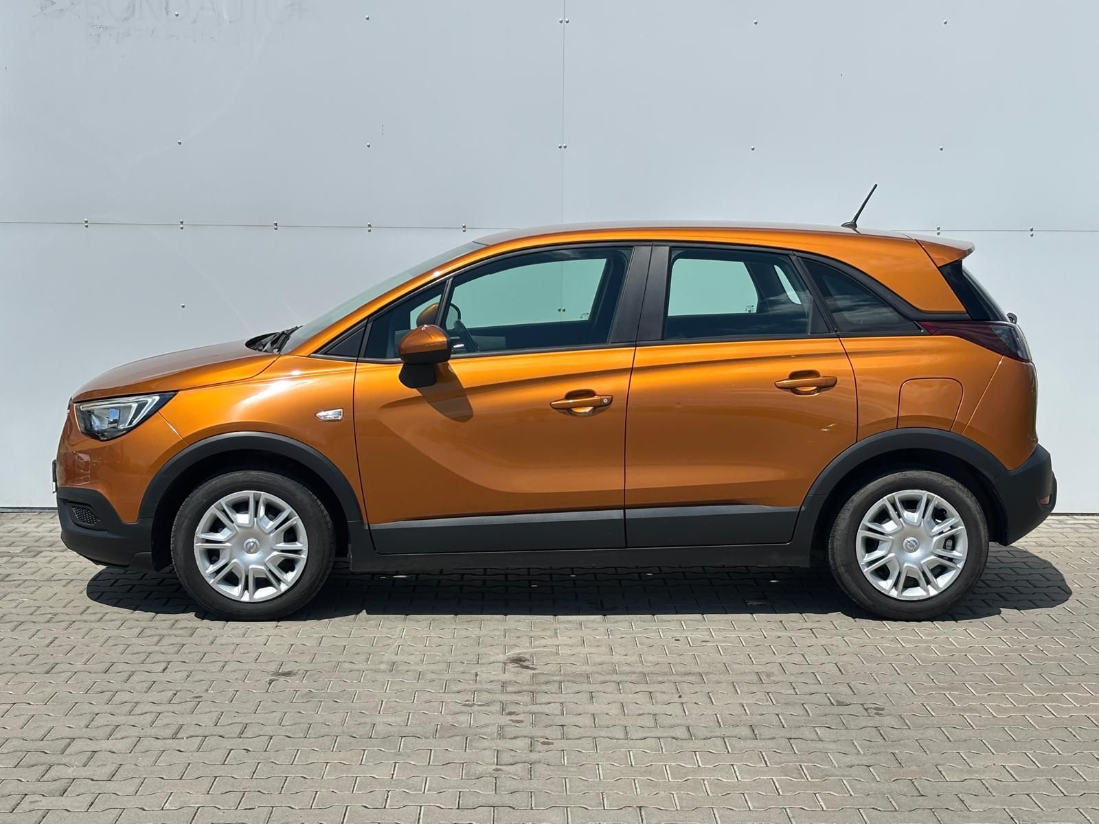 Opel Crossland X, 1.2 i 61kW - fotka 3