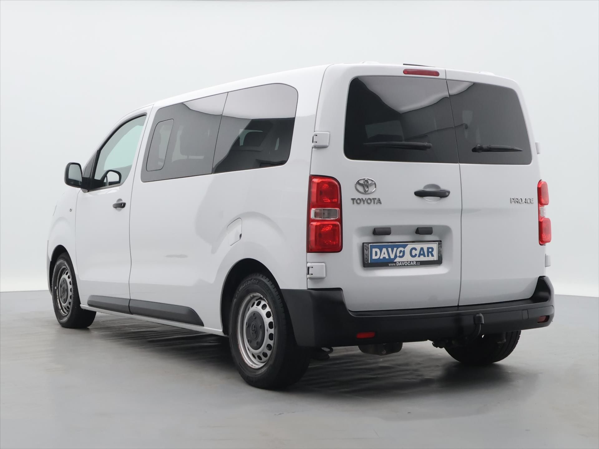 Toyota Proace, 2,0 D-4D 106kW Shuttle CZ DPH - fotka 5