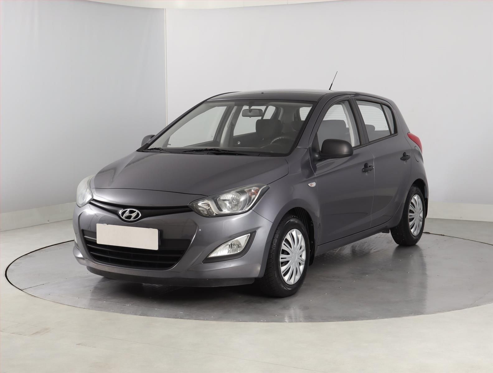 Hyundai i20, 1.2, ČR,1.maj, Serv.kniha - fotka 2