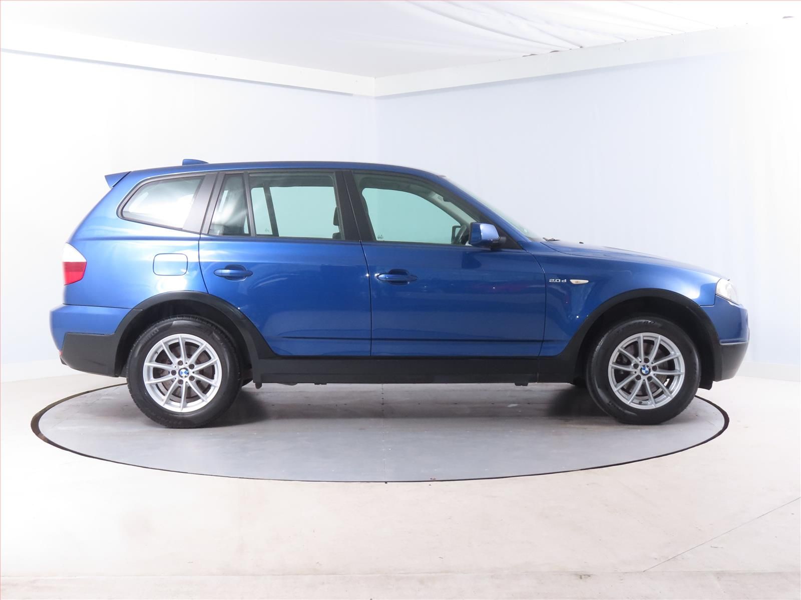 BMW X3, 2.0d, 4X4, Automatická klima - fotka 6