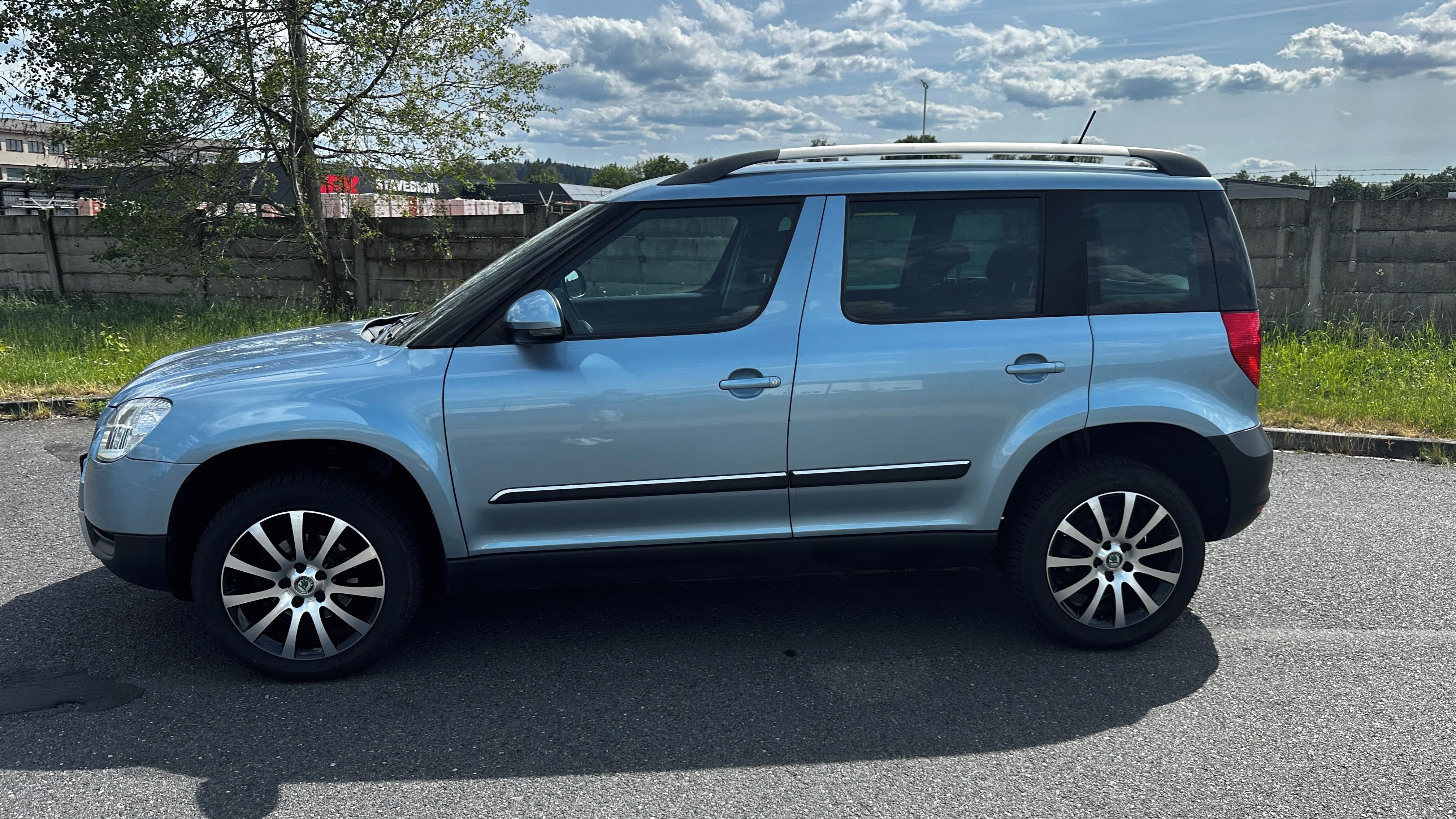 Škoda Yeti, 2.0 TDI - fotka 2
