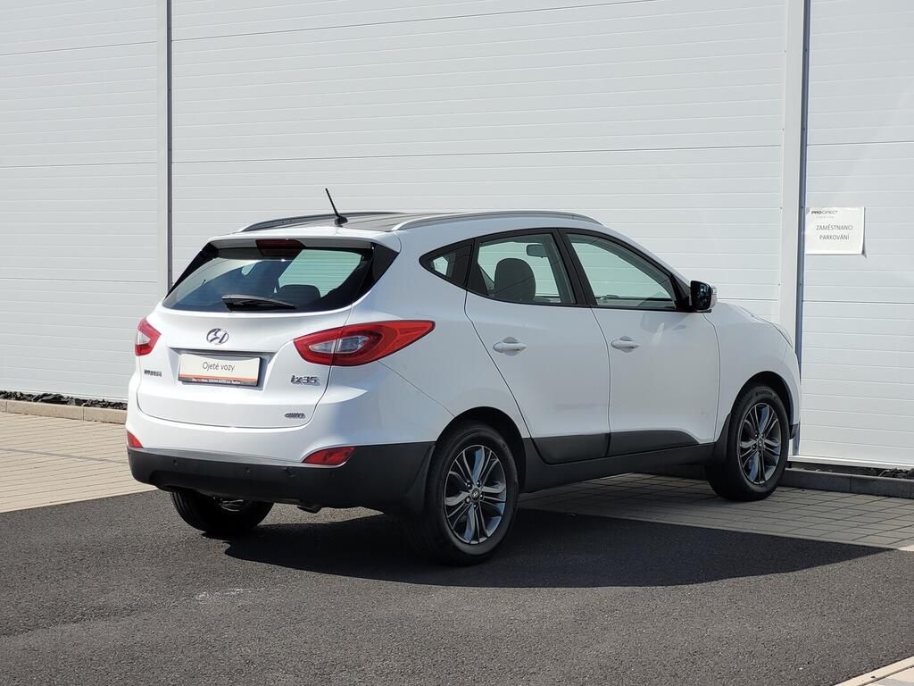 Hyundai ix35, Trikolor 2.0 GDI _ kW - fotka 5