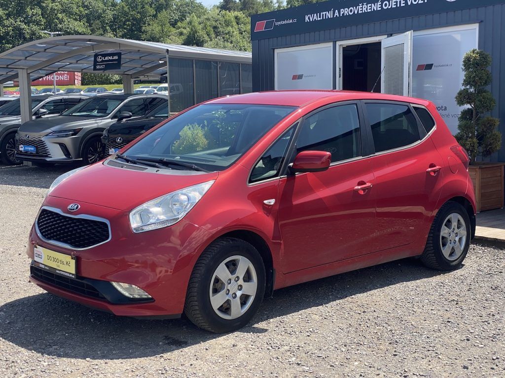 Kia Venga, 1.6i, ČR-1m, 2x kola, manual - fotka 4