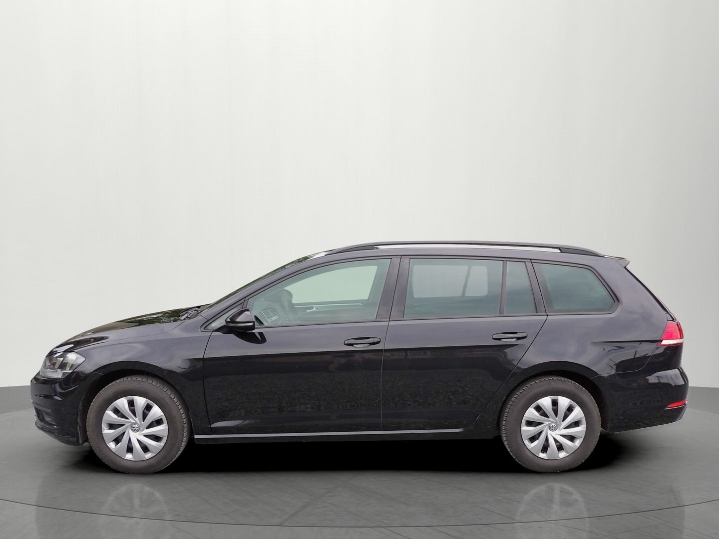 Volkswagen Golf, 1.6TDI 85kW DSG Navi PDC - fotka 2