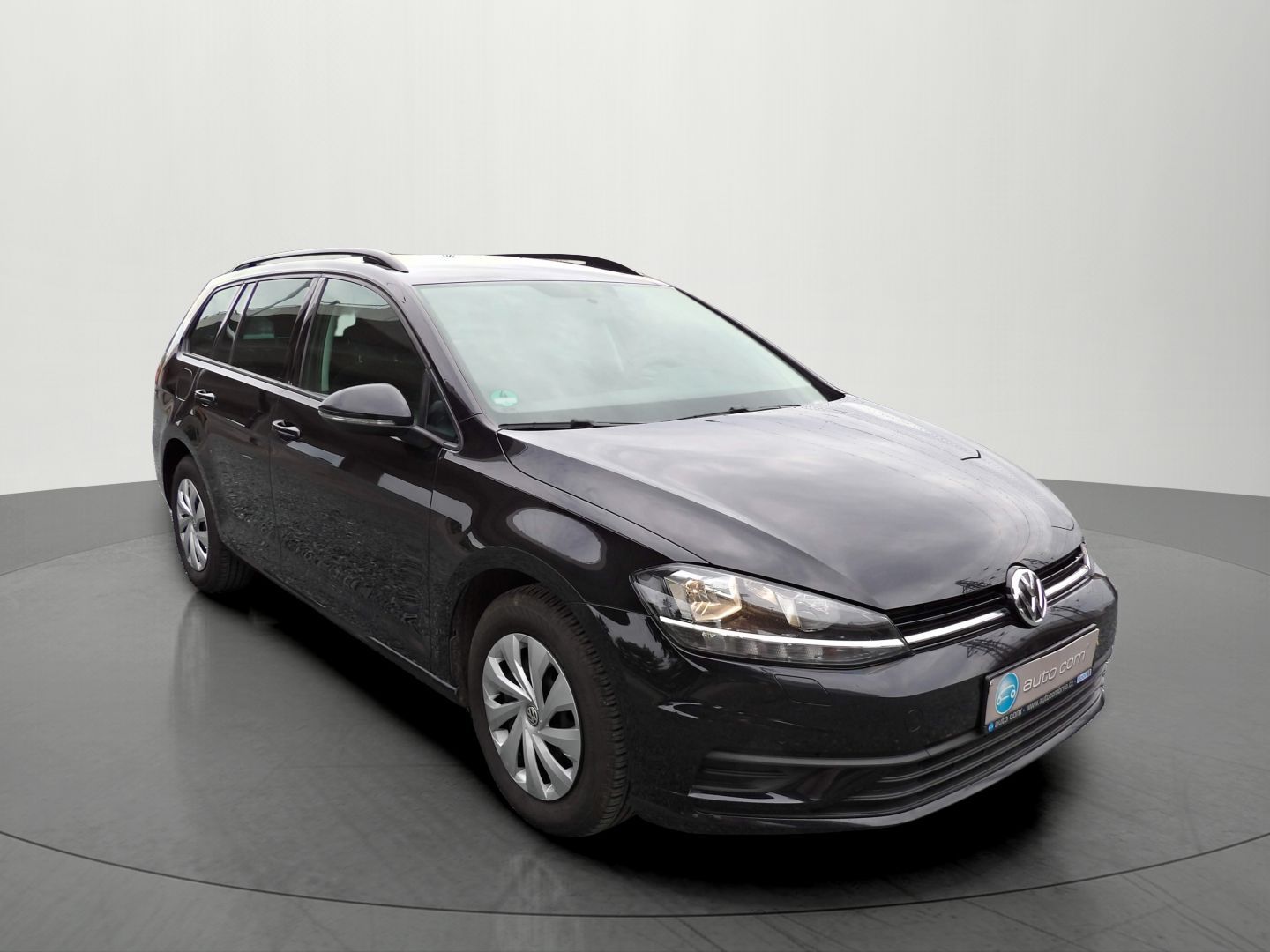 Volkswagen Golf, 1.6TDI 85kW DSG Navi PDC - fotka 6