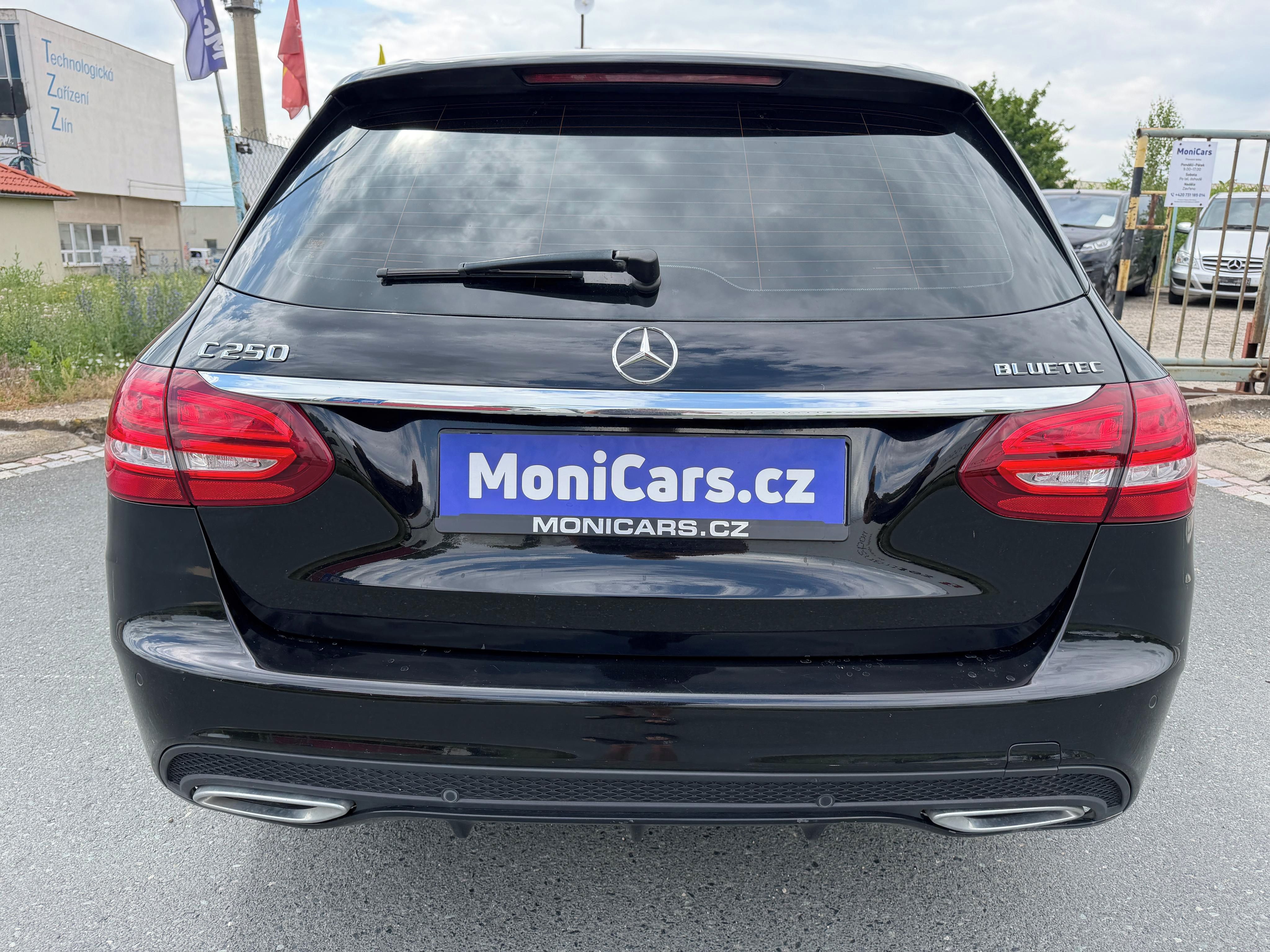 Mercedes-Benz Třídy C, 250 CDI 150kW BLUETEC 4MATIC - fotka 6