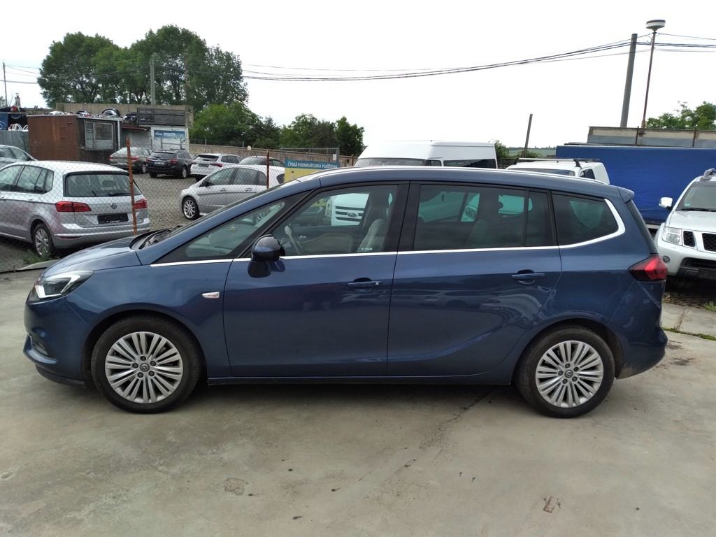 Opel Zafira, TOURER 2.0 CDTI AT 7 MÍST,ČR - fotka 4