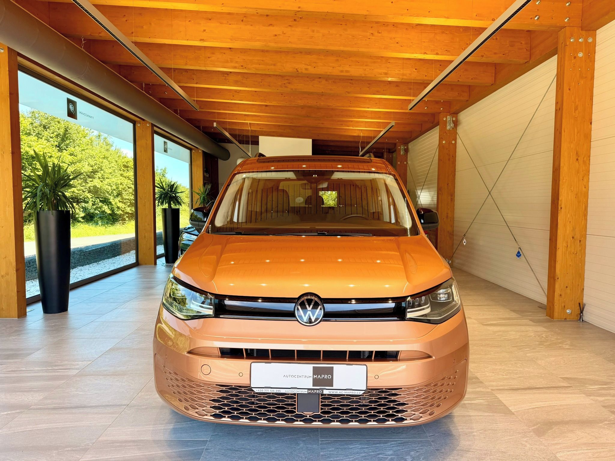 Volkswagen Caddy, 1.5 TSi DSG California - fotka 2