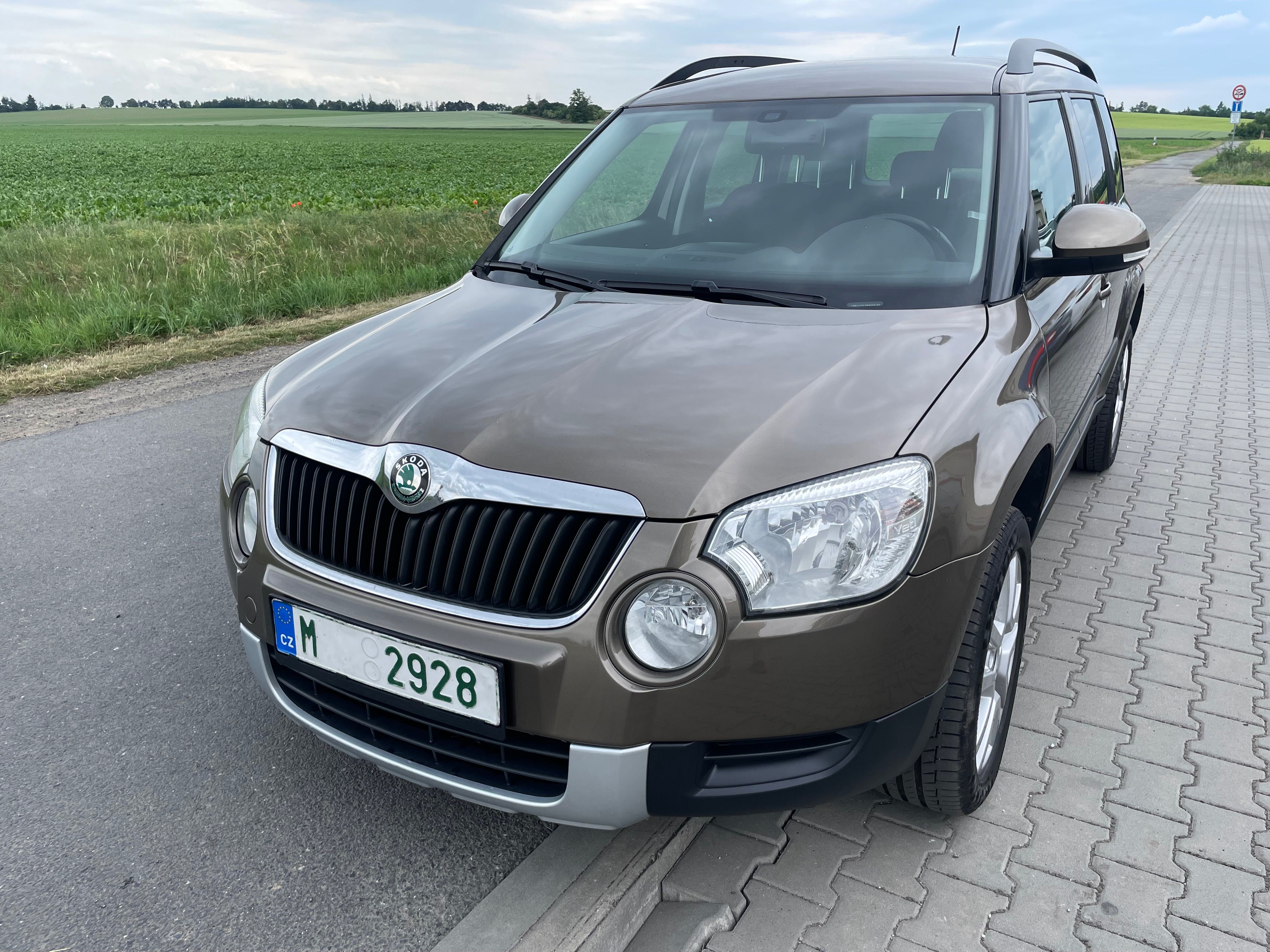 Škoda Yeti, 1.4 TSI 90kW 181tis. km - fotka 6