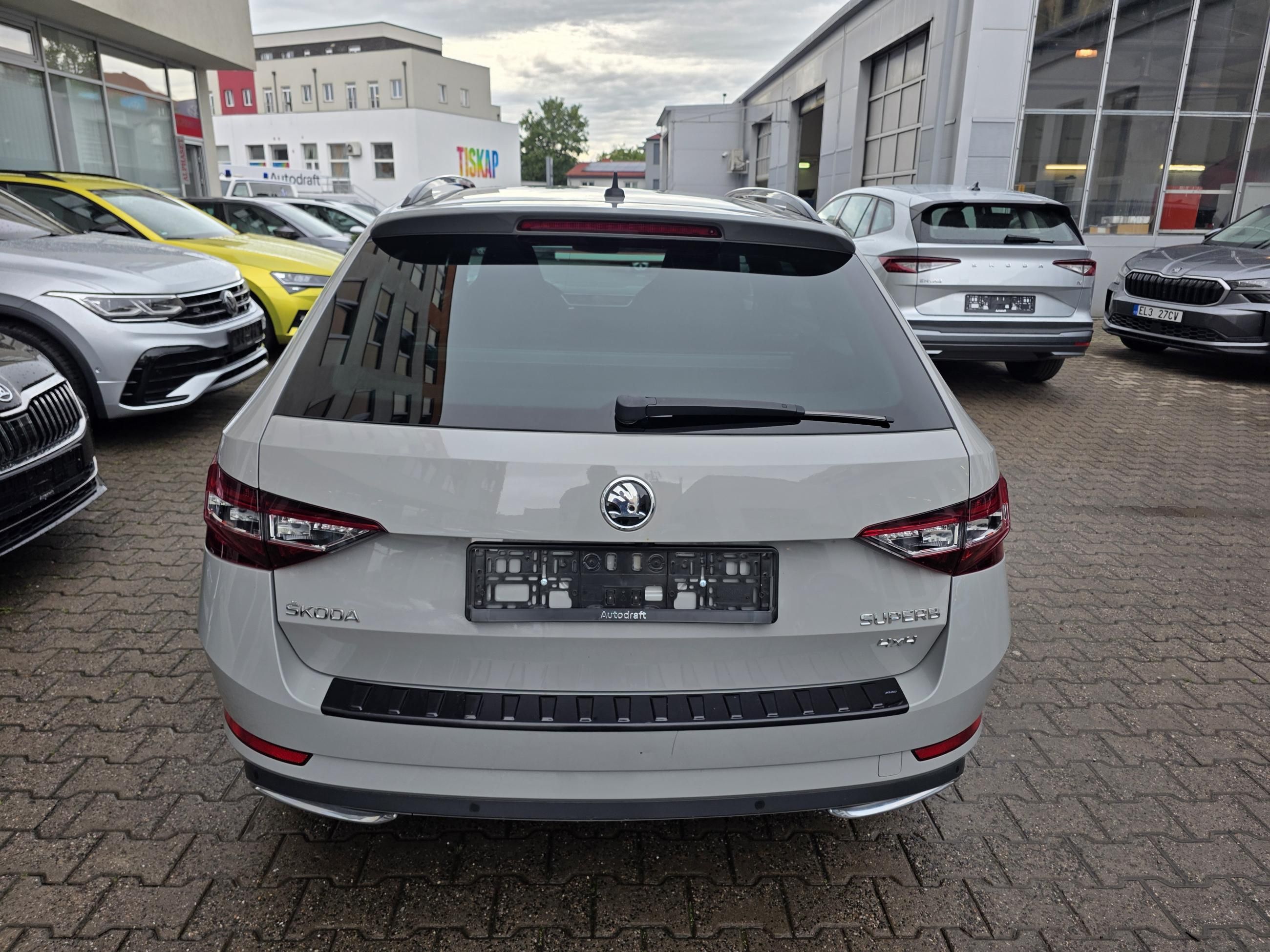 Škoda Superb, 4x4 2.0 TDI 140kW DSG - fotka 5