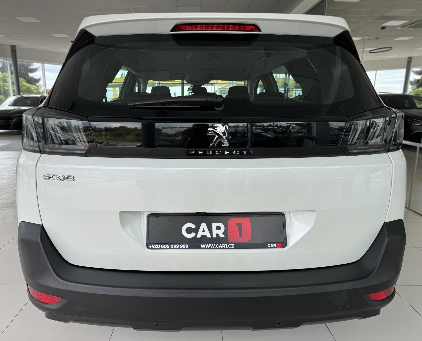 Peugeot 5008, 1,2PT AUT*96kW*Kamera*7MÍST - fotka 6