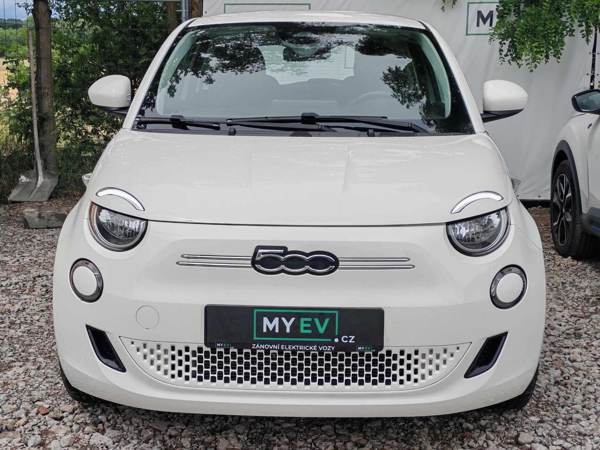 Fiat 500E, 23.8 kWh, ICON ZÁRUKA SOH 95% - fotka 2