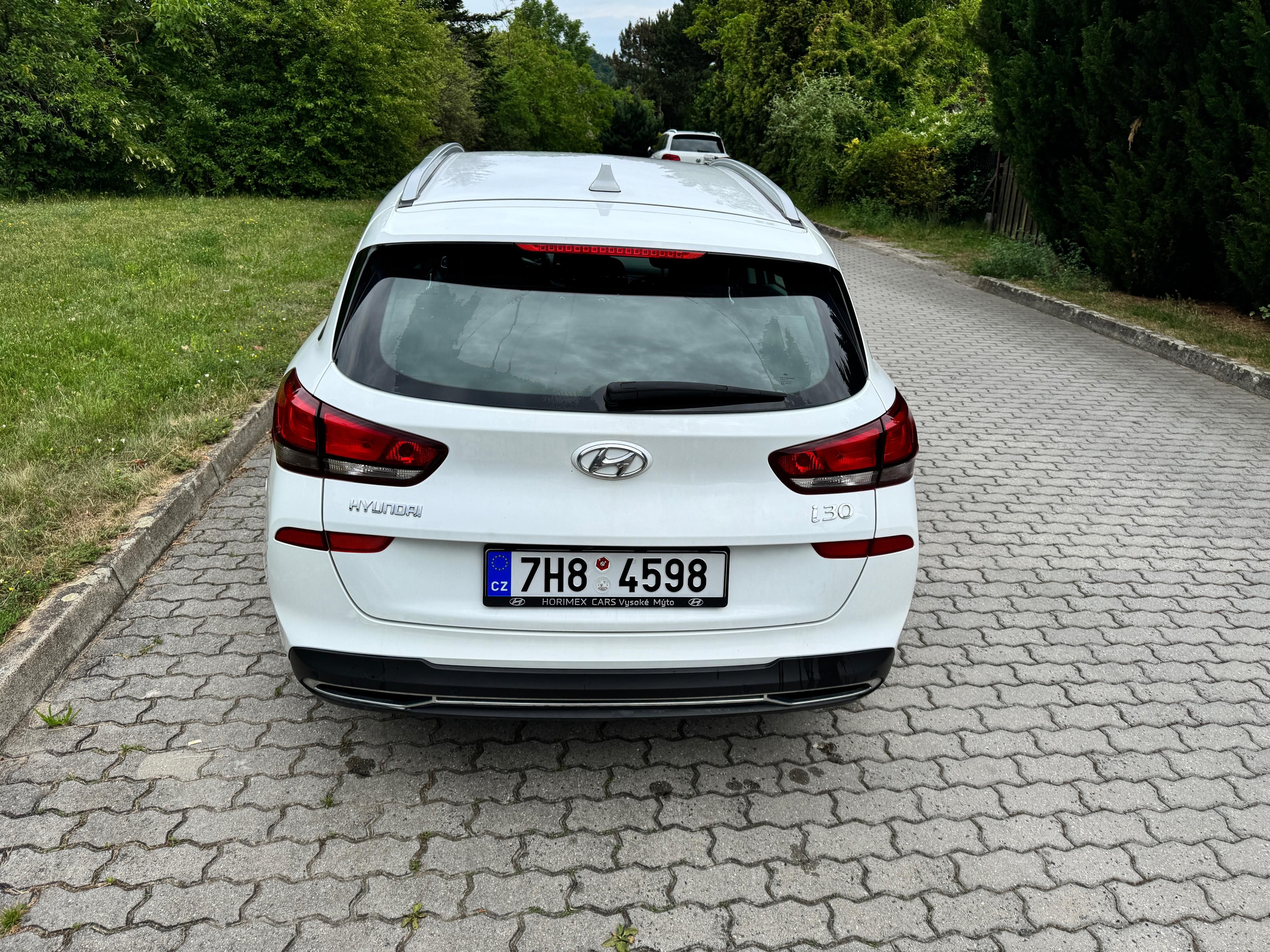 Hyundai i30, 1.5 DPI 2021 - fotka 5