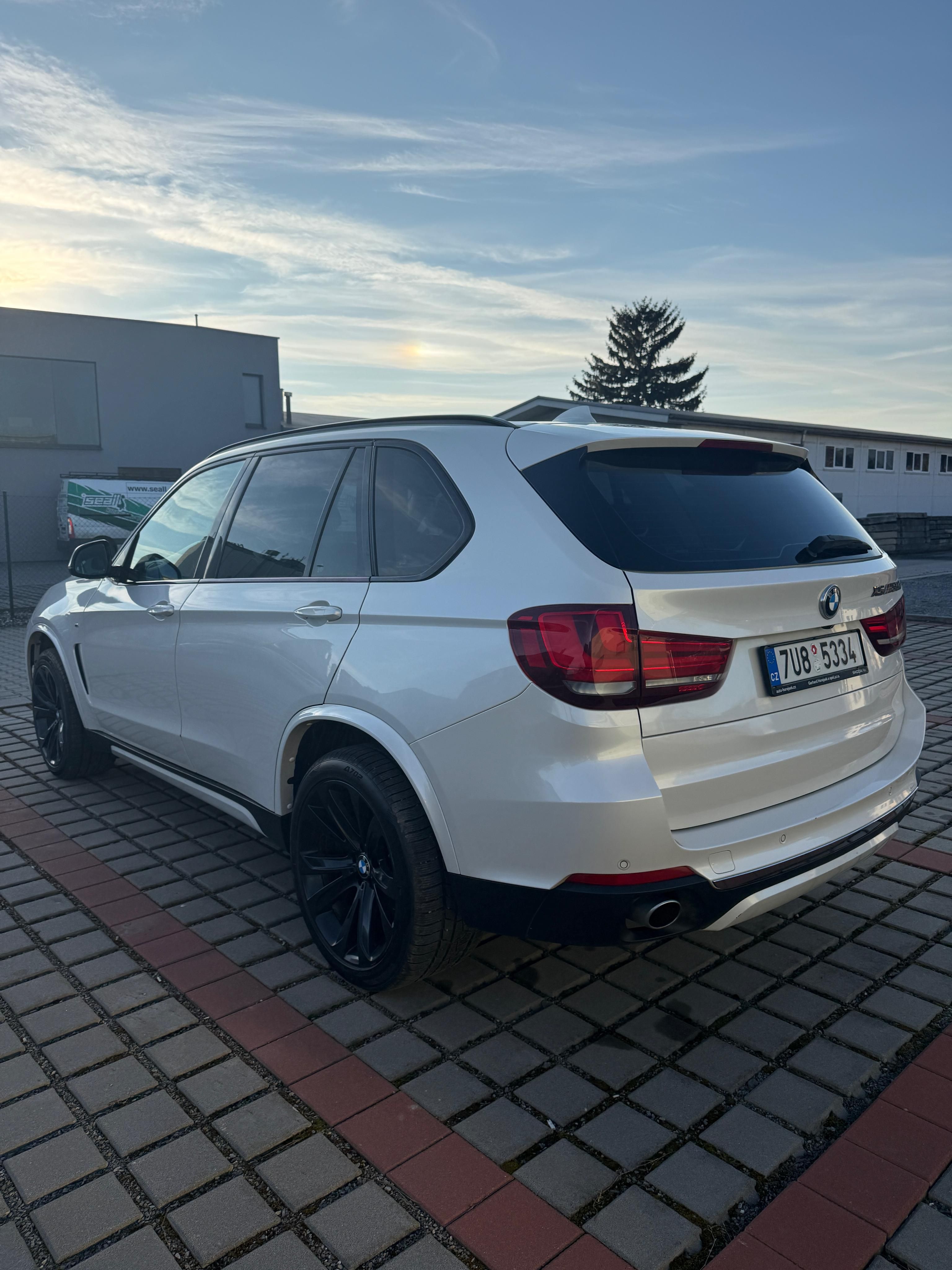 BMW X5, BMW X5 f15 3.0d DPH - fotka 6