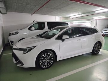 Toyota Corolla TS, 1.8 Hybrid