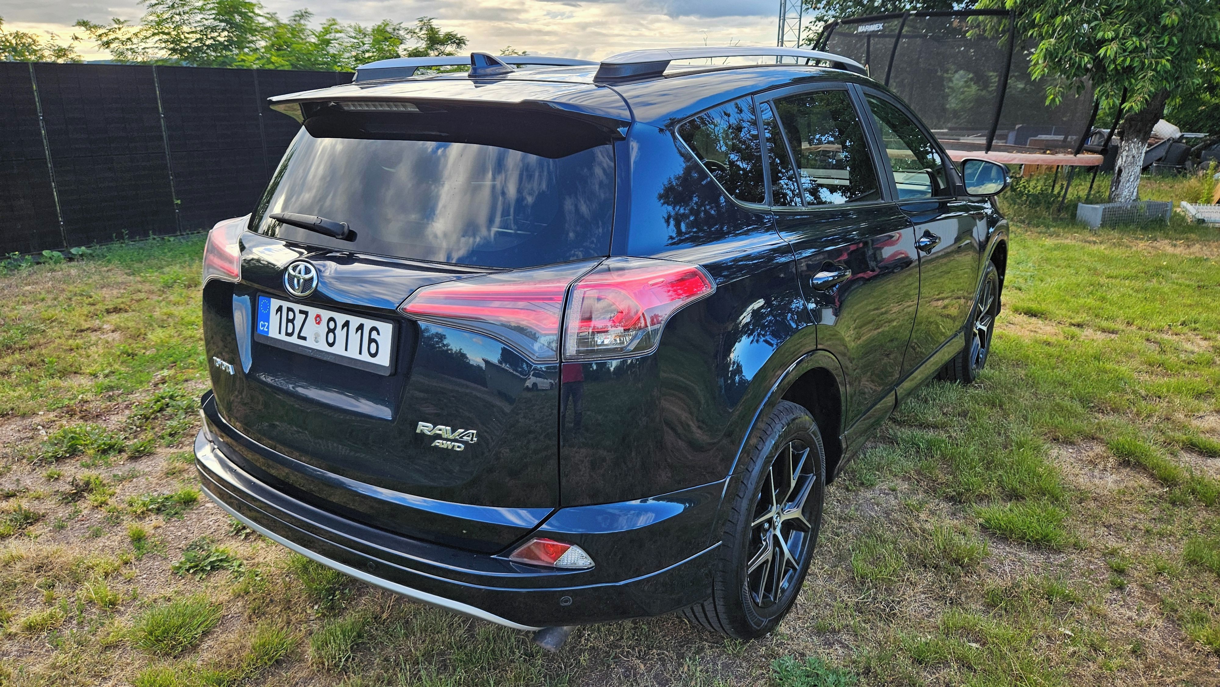 Toyota Rav4, SELECTION FULL, WEBASTO - fotka 4